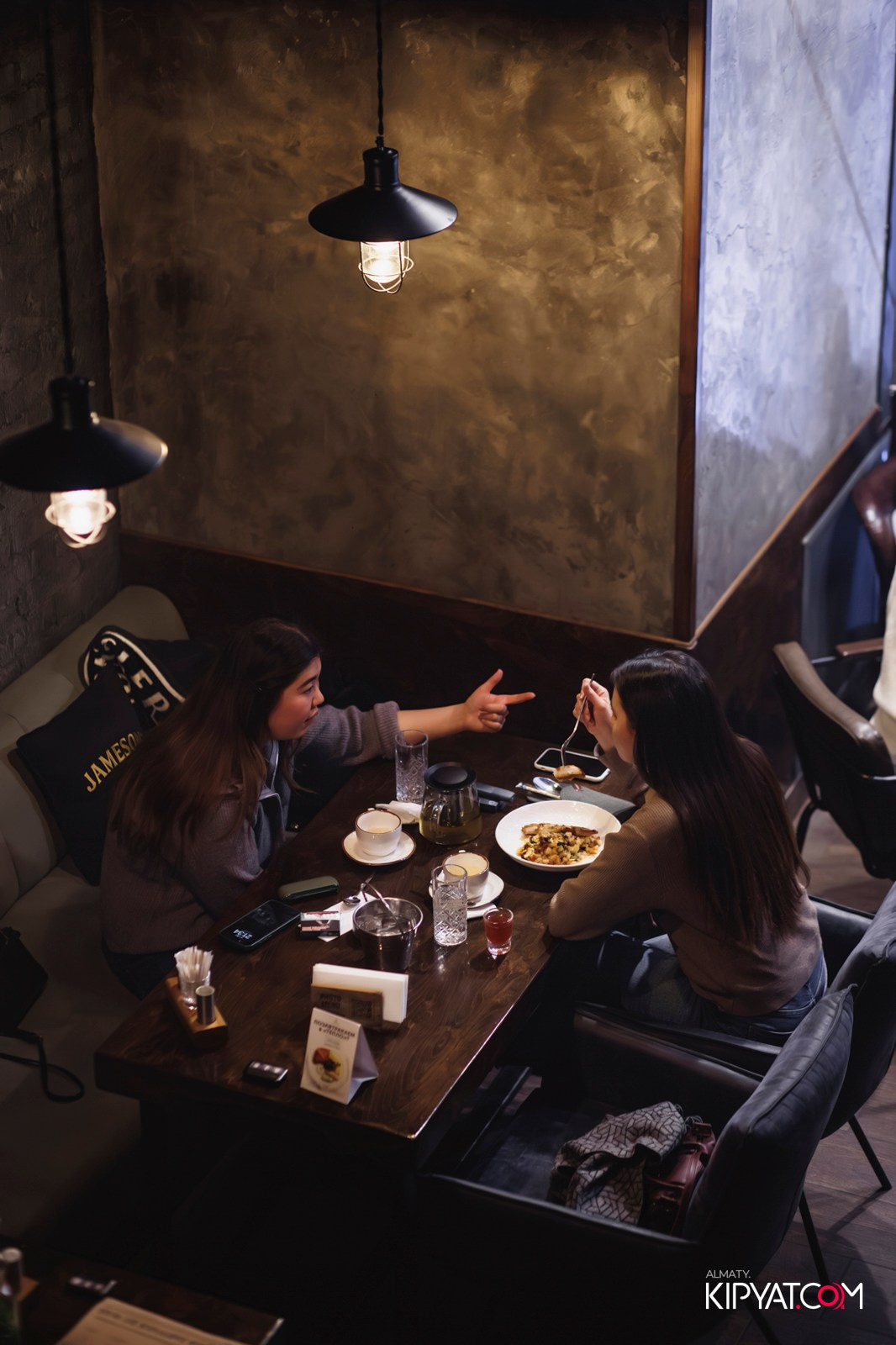 СКАНДАЛИСТЪ. КИПЯТКОМ АЛМАТЫ! Фотосъемка мероприятий в Алматы