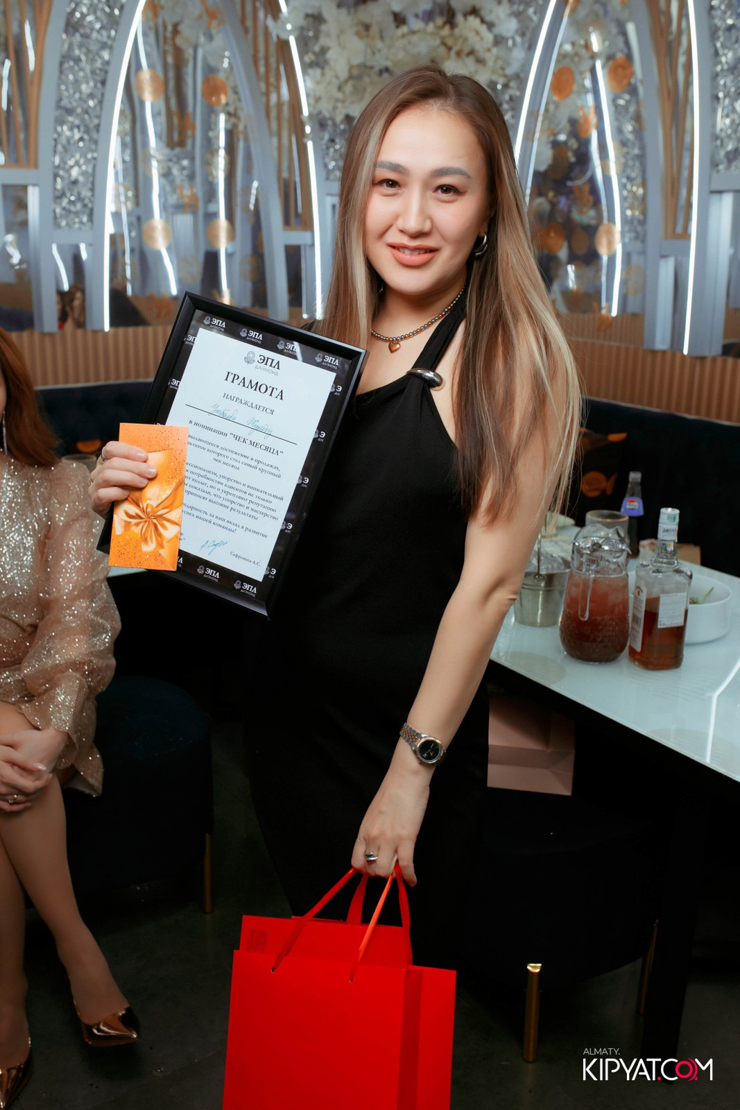 MOOD KARAOKE & TERRACE. КИПЯТКОМ АЛМАТЫ!