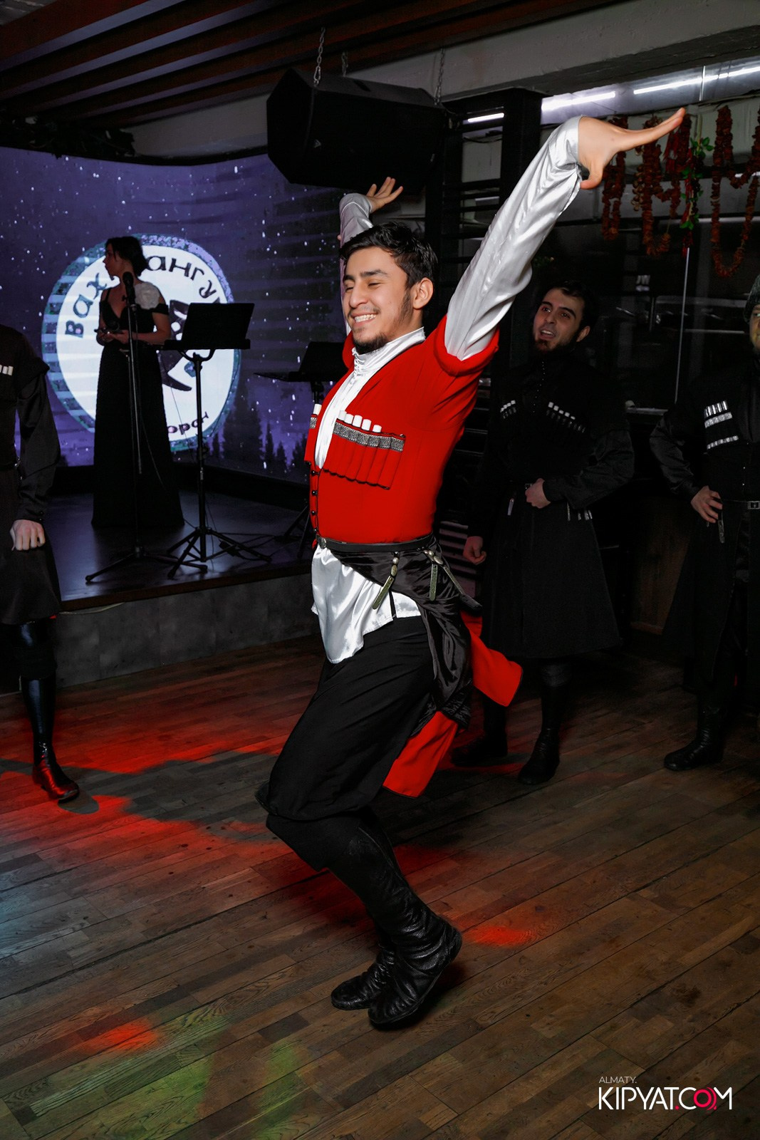 ВАХТАНГУРИ. КИПЯТКОМ АЛМАТЫ!