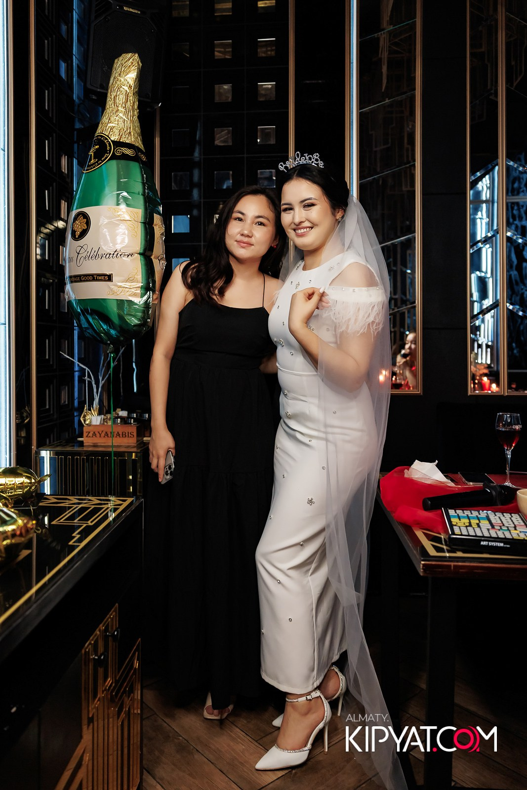 ЗАЯ, НА БИС. КИПЯТКОМ АЛМАТЫ!