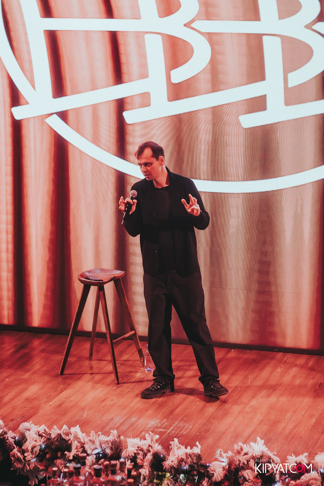 BLA BLA BAR. КИПЯТКОМ АЛМАТЫ!