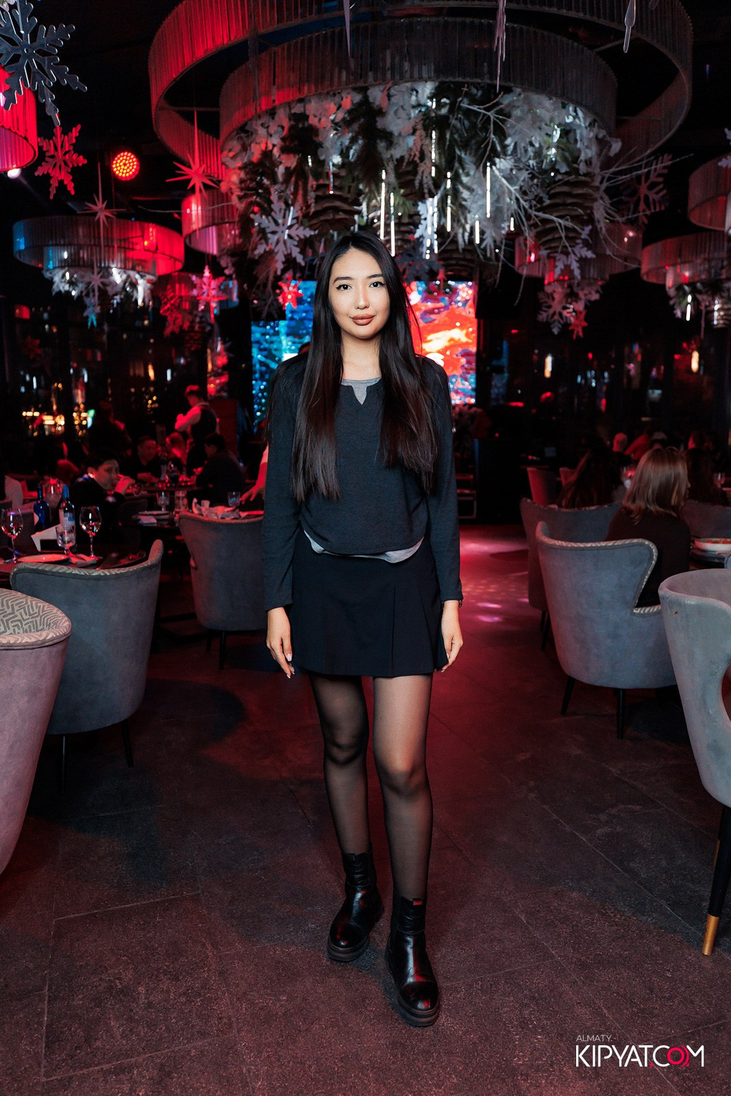 FRIENDS BAR & TERRACE. КИПЯТКОМ АЛМАТЫ!