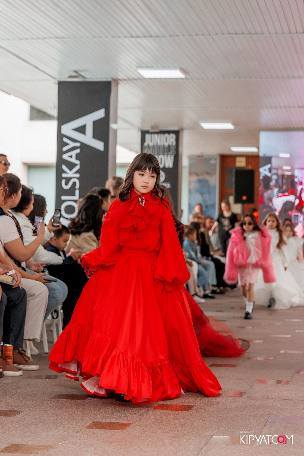 JUNIOR FASHION SHOW. КИПЯТКОМ АЛМАТЫ!