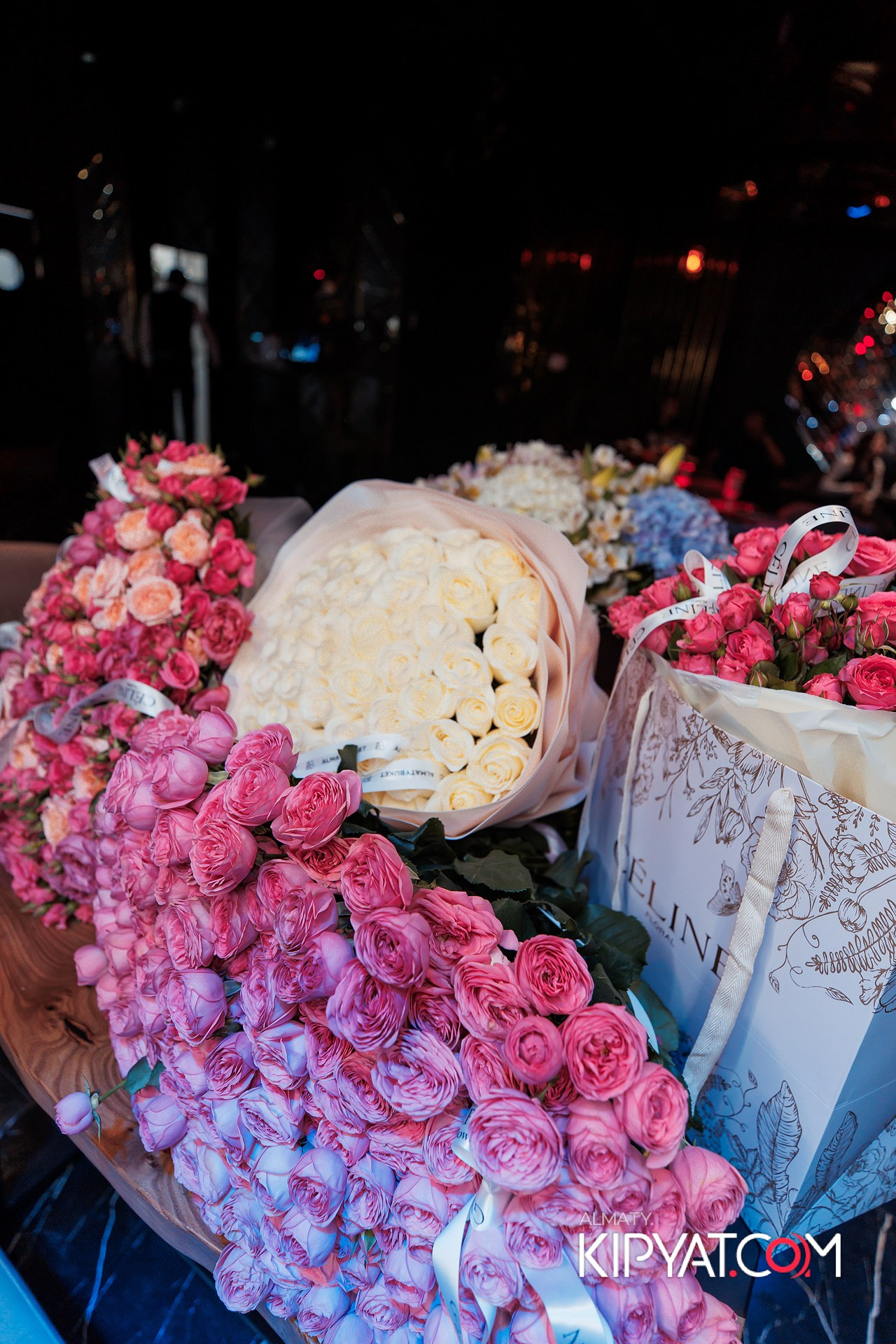 MOOD KARAOKE & TERRACE. КИПЯТКОМ АЛМАТЫ!