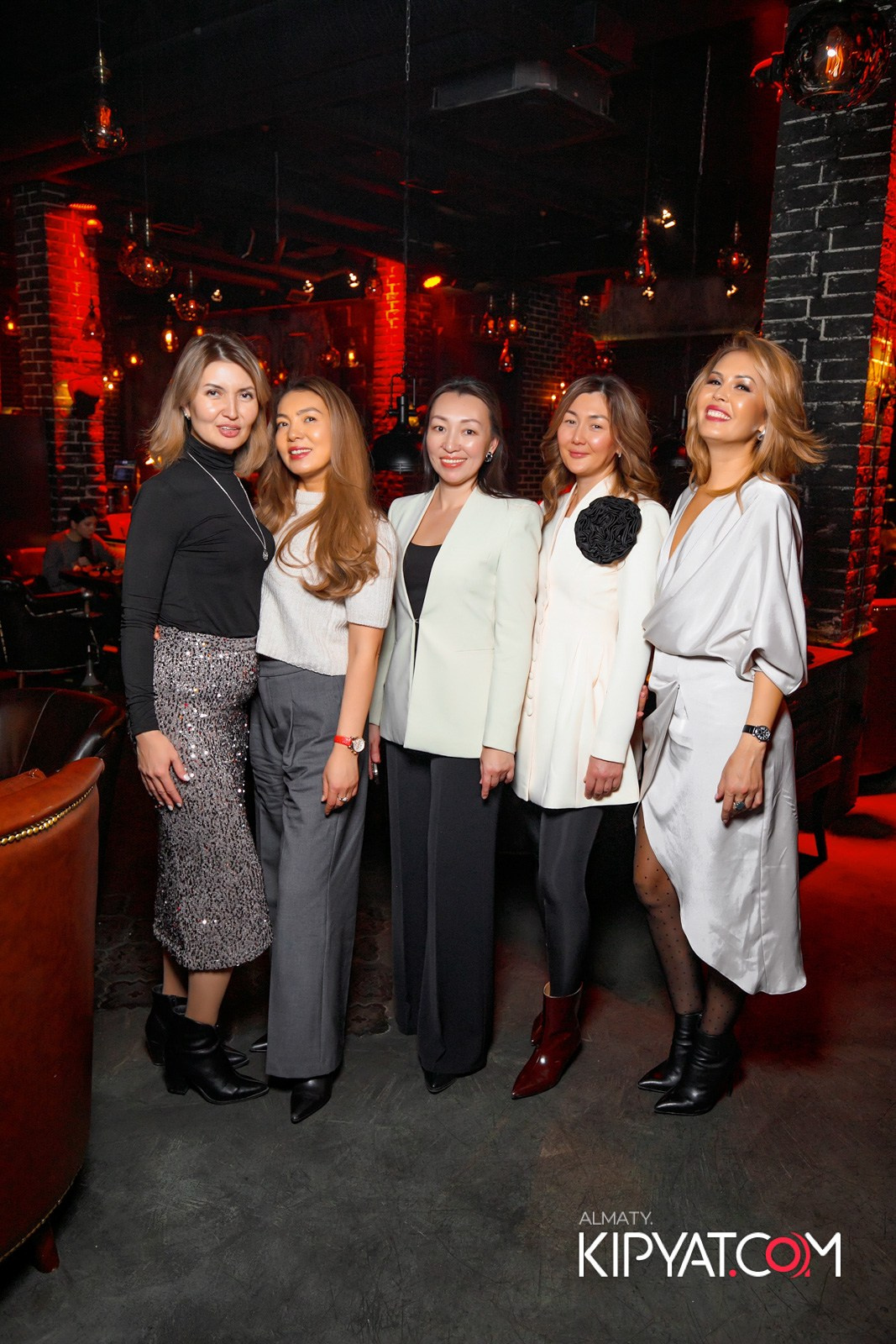 TANGIERS LOUNGE НА САТПАЕВА. КИПЯТКОМ АЛМАТЫ!