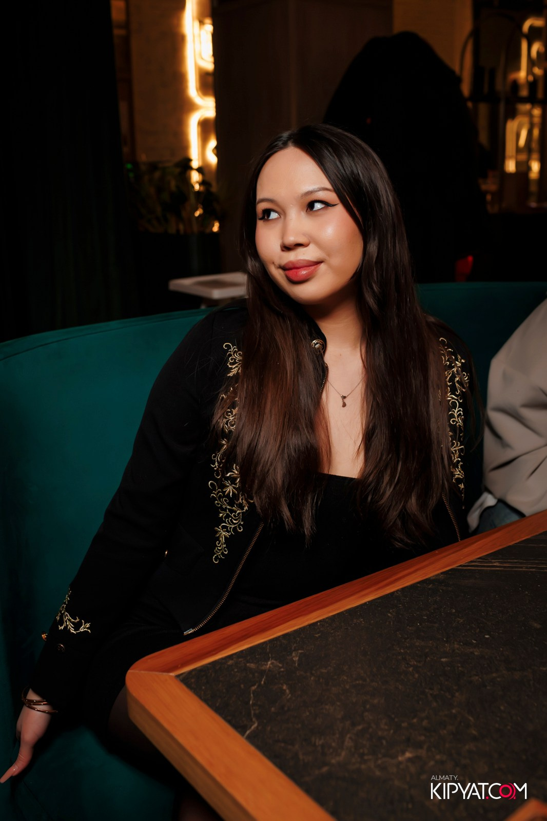 ПИНТА НА ТУЛЕБАЕВА. КИПЯТКОМ АЛМАТЫ! Фотосъемка мероприятий в Алматы