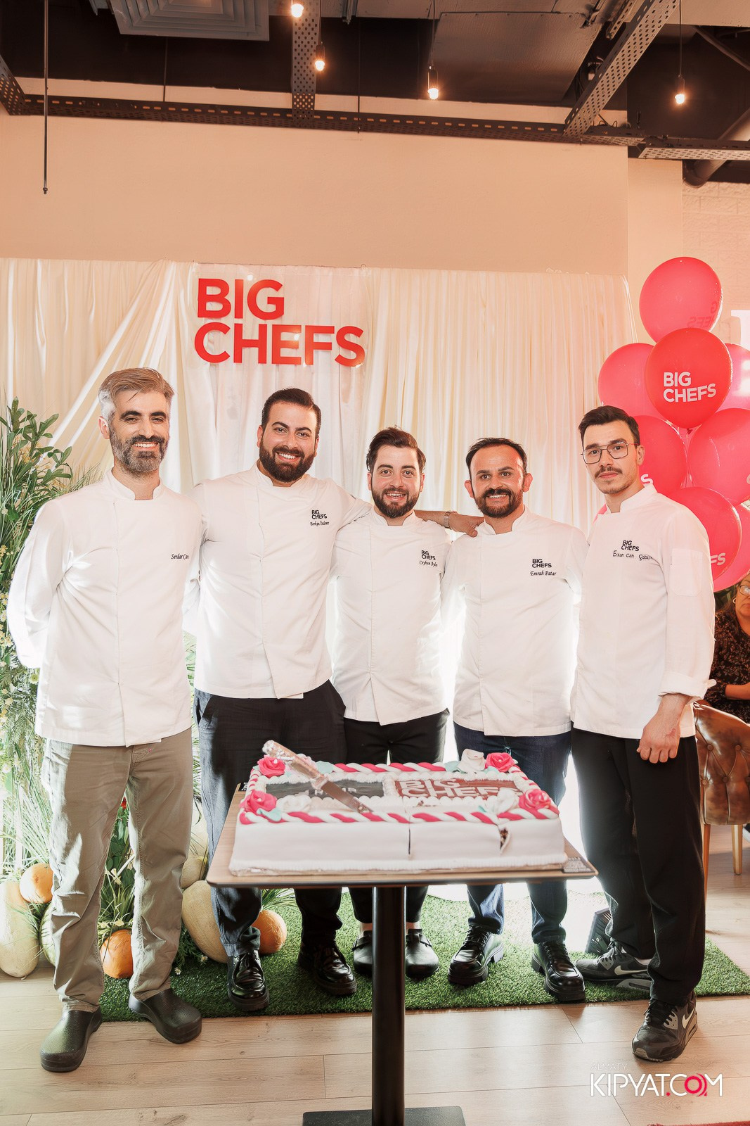 ОФИЦИАЛЬНОЕ ОТКРЫТИЕ РЕСТОРАНА BIG CHEFS. КИПЯТКОМ АЛМАТЫ!