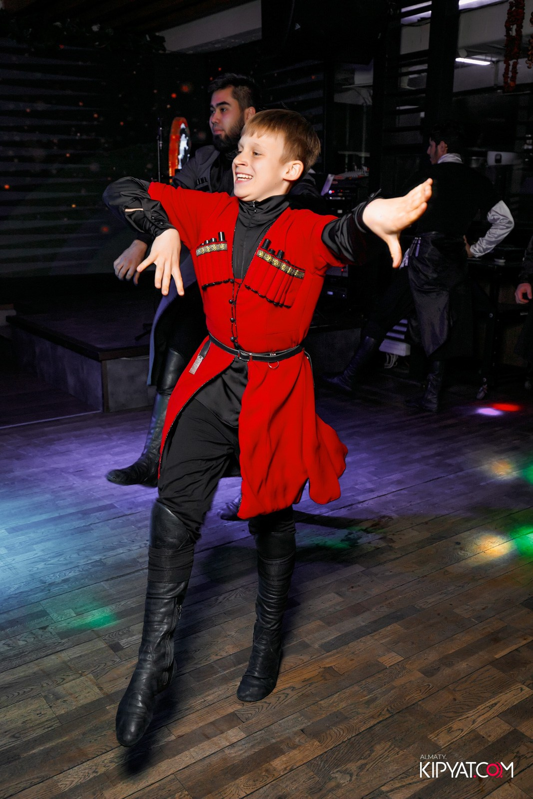 ВАХТАНГУРИ. КИПЯТКОМ АЛМАТЫ!