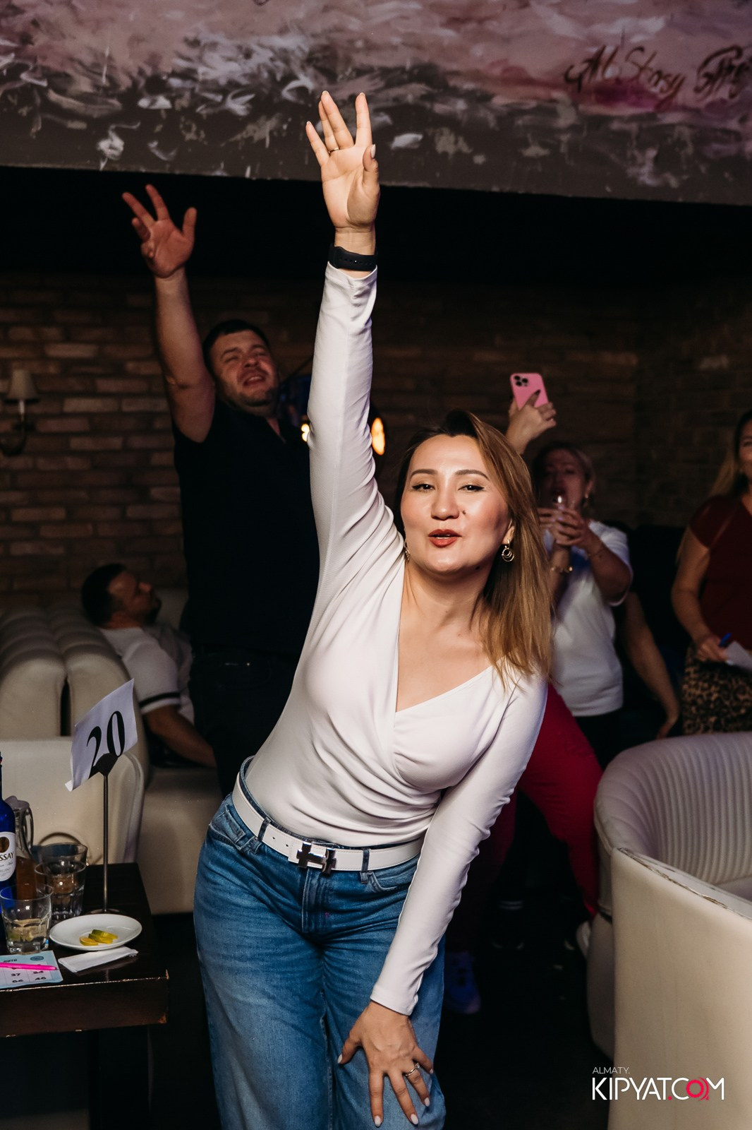 МУЗЫКАЛЬНОЕ ЛОТО В HIT RETRO. КИПЯТКОМ АЛМАТЫ!