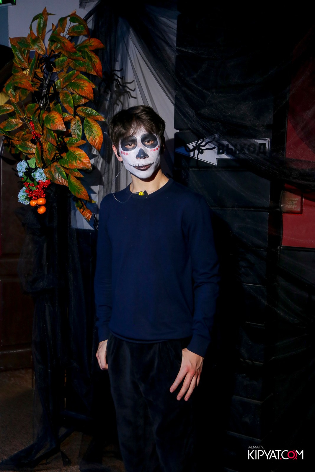 ARAGOSTA ДИСКО-БАР. КИПЯТКОМ АЛМАТЫ!