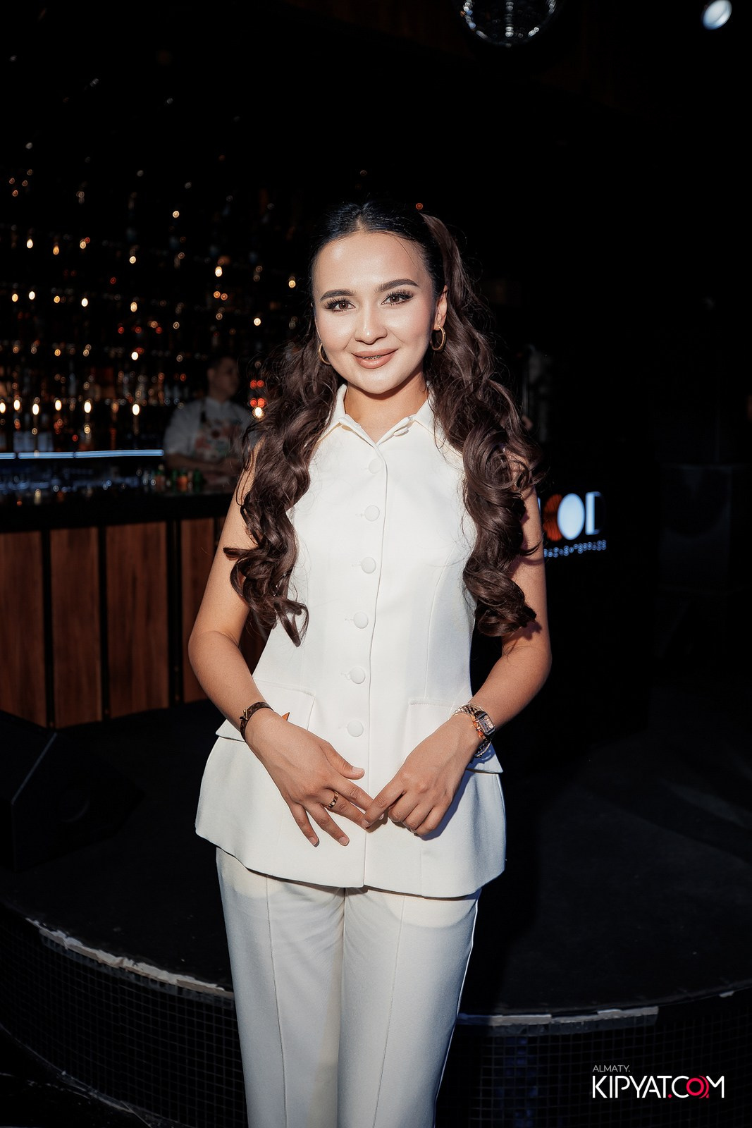 MOOD KARAOKE BAR & TERRACE. КИПЯТКОМ АЛМАТЫ!