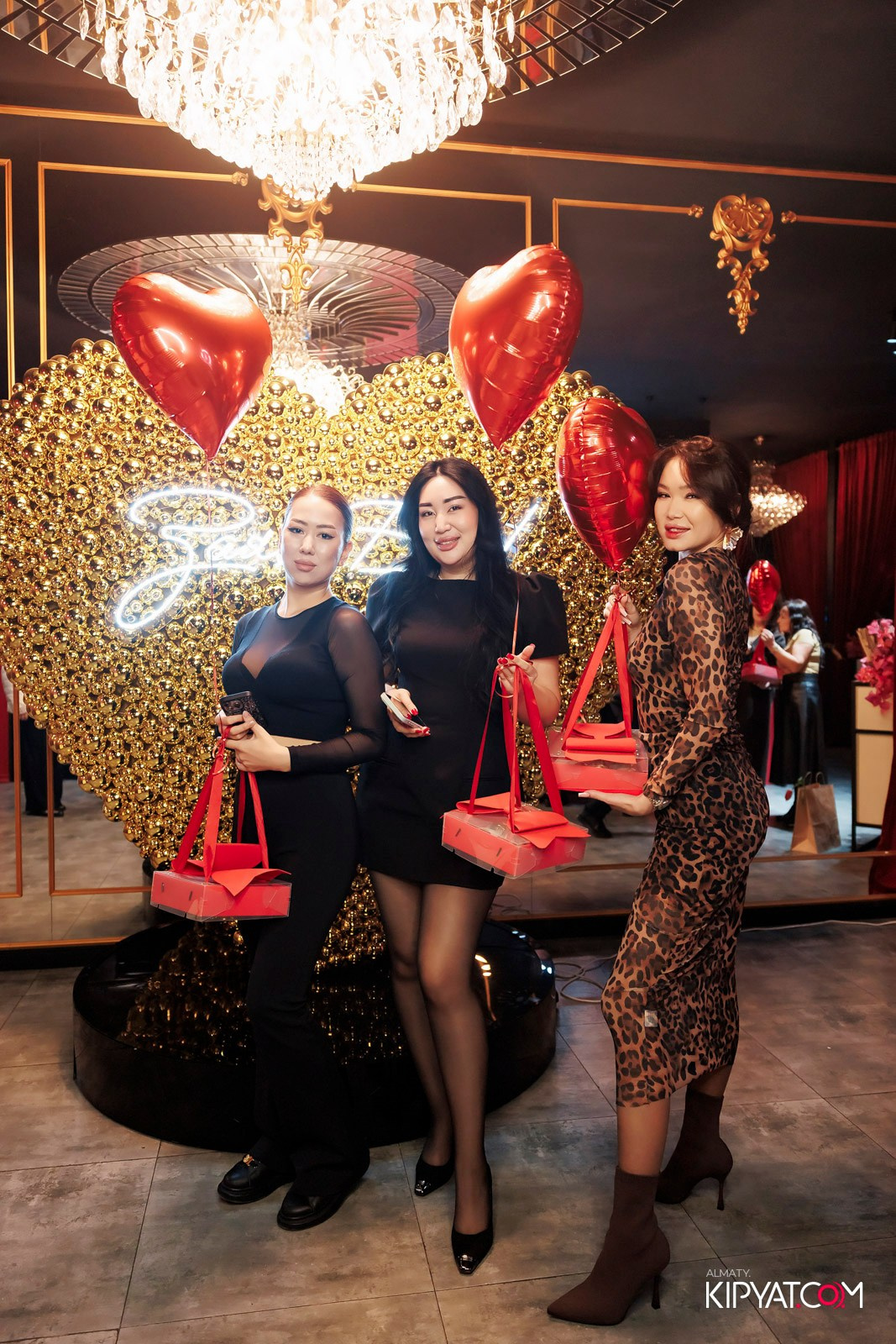 ЗАЯ, НА БИС. КИПЯТКОМ АЛМАТЫ! Фотосъемка мероприятий в Алматы