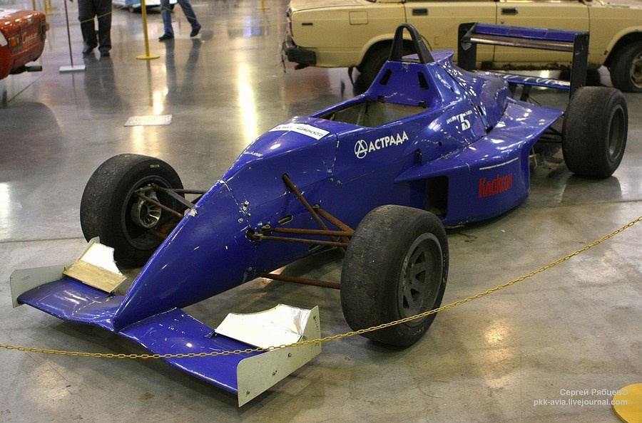 Гоночный автомобиль класса Формула 3 — Астрада. Главная