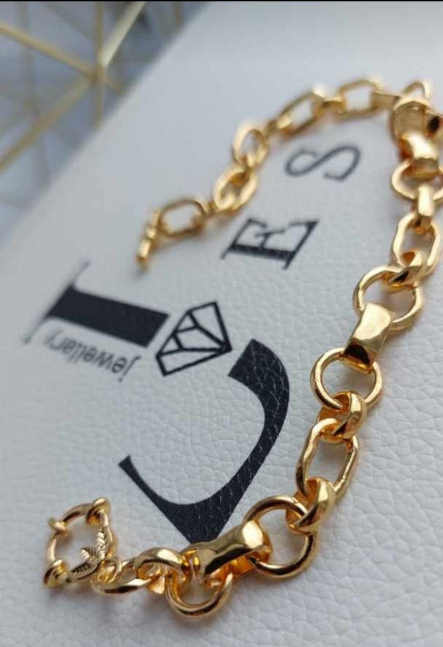 Реализация. Лина Ивахник, графический и бренд — дизайнер