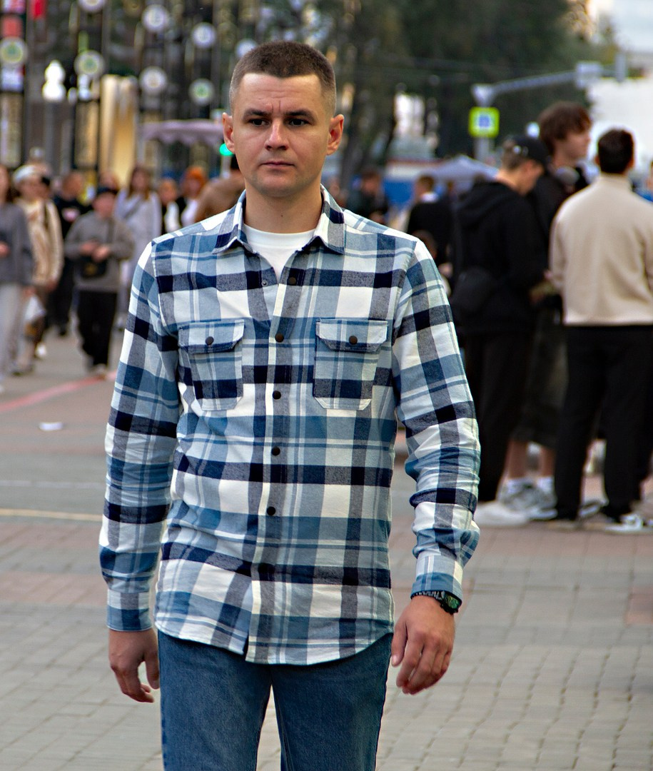 Стрит съемка на ул. Вайнера. Фотограф Екатеринбург Екатерина Красноперова