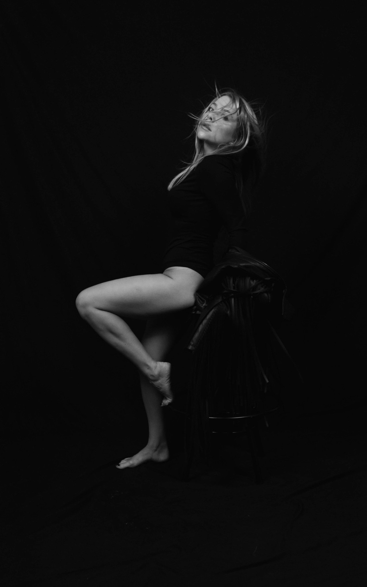 ЧБ. Студия автопортрета VTRENDE