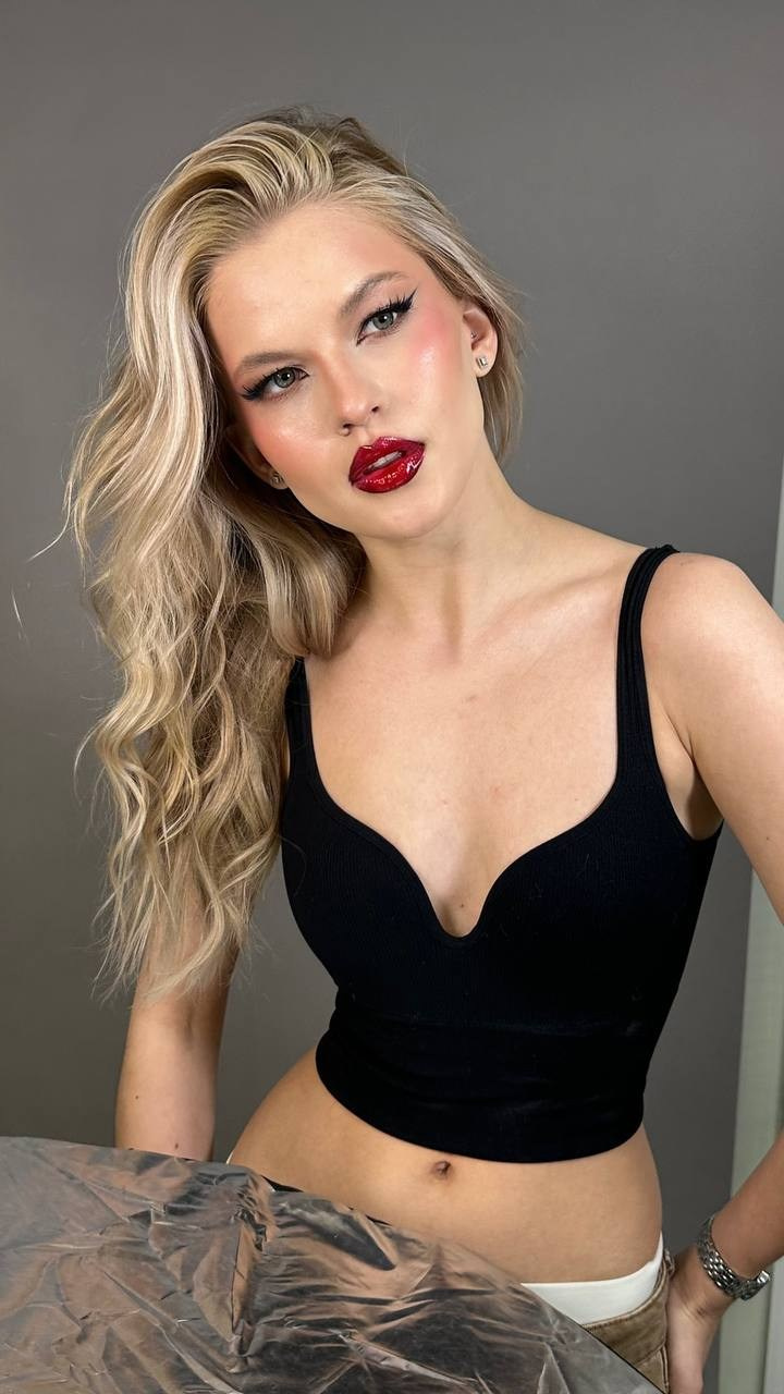 Модель Ева Б. в СПб