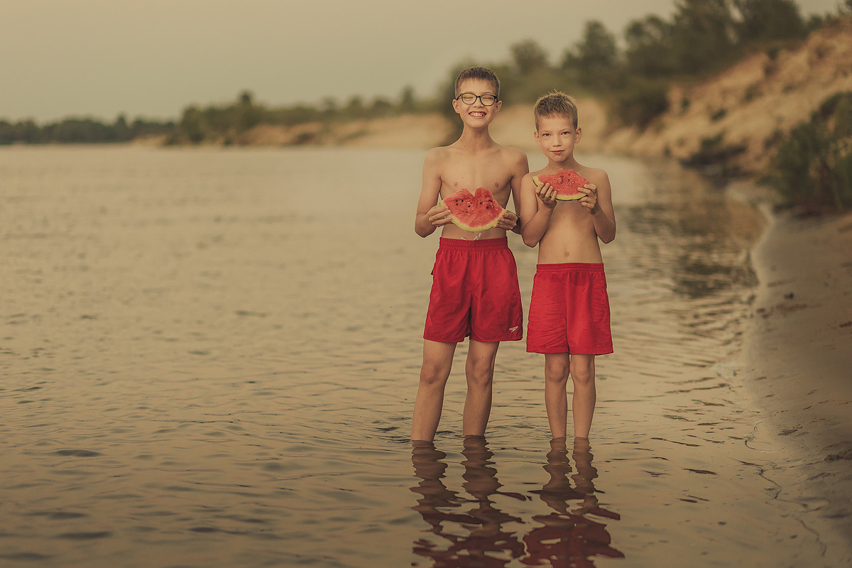 Тарас и Алеся. Вечерняя прогулка. Семейный, детский, свадебный фотограф по всей РБ Валера Михневич