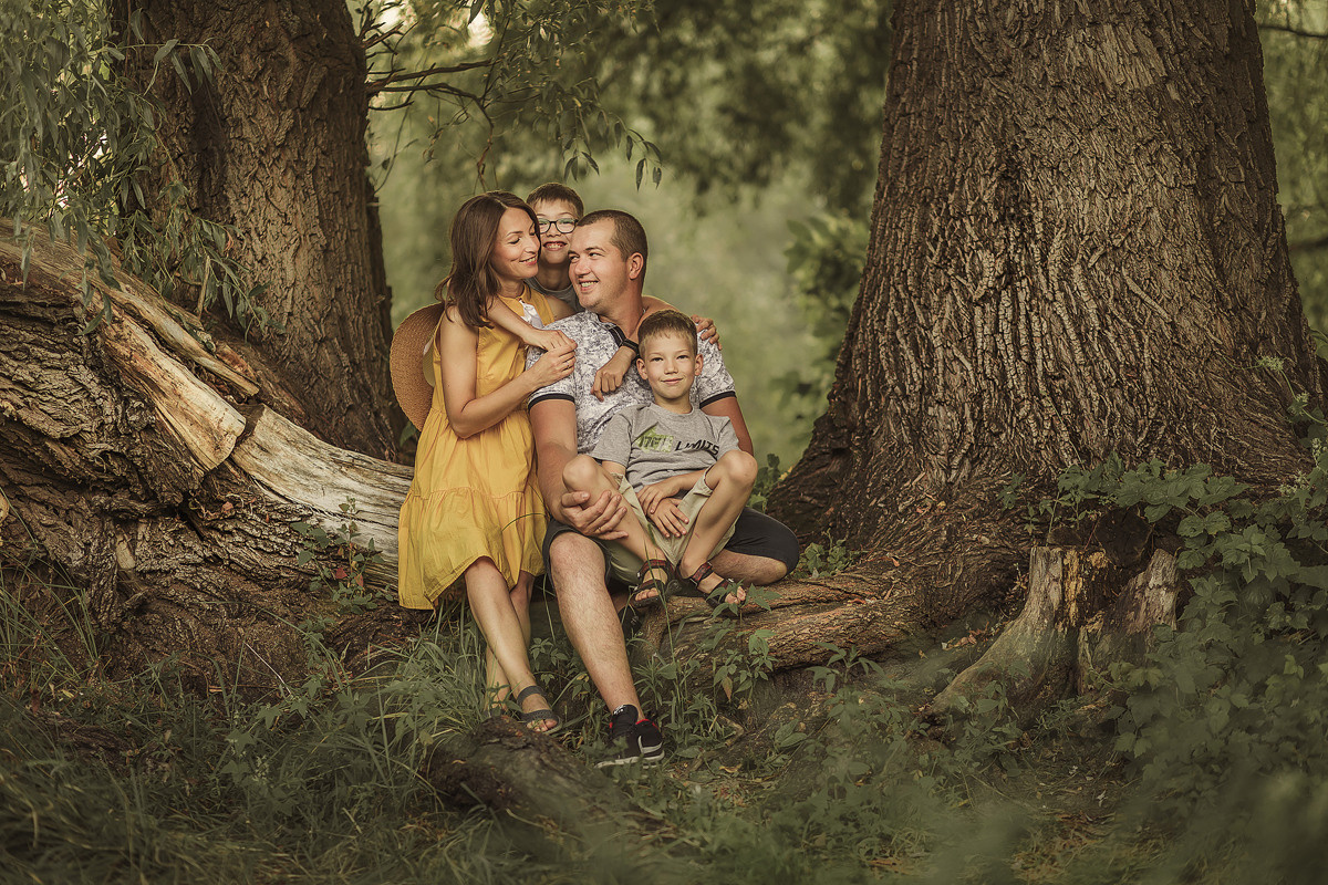 Тарас и Алеся. Вечерняя прогулка. Семейный, детский, свадебный фотограф по всей РБ Валера Михневич
