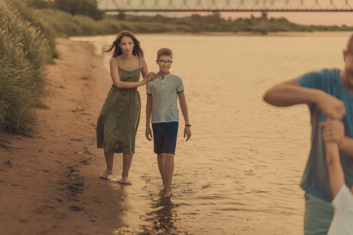 Тарас и Алеся. Вечерняя прогулка. Семейный, детский, свадебный фотограф по всей РБ Валера Михневич