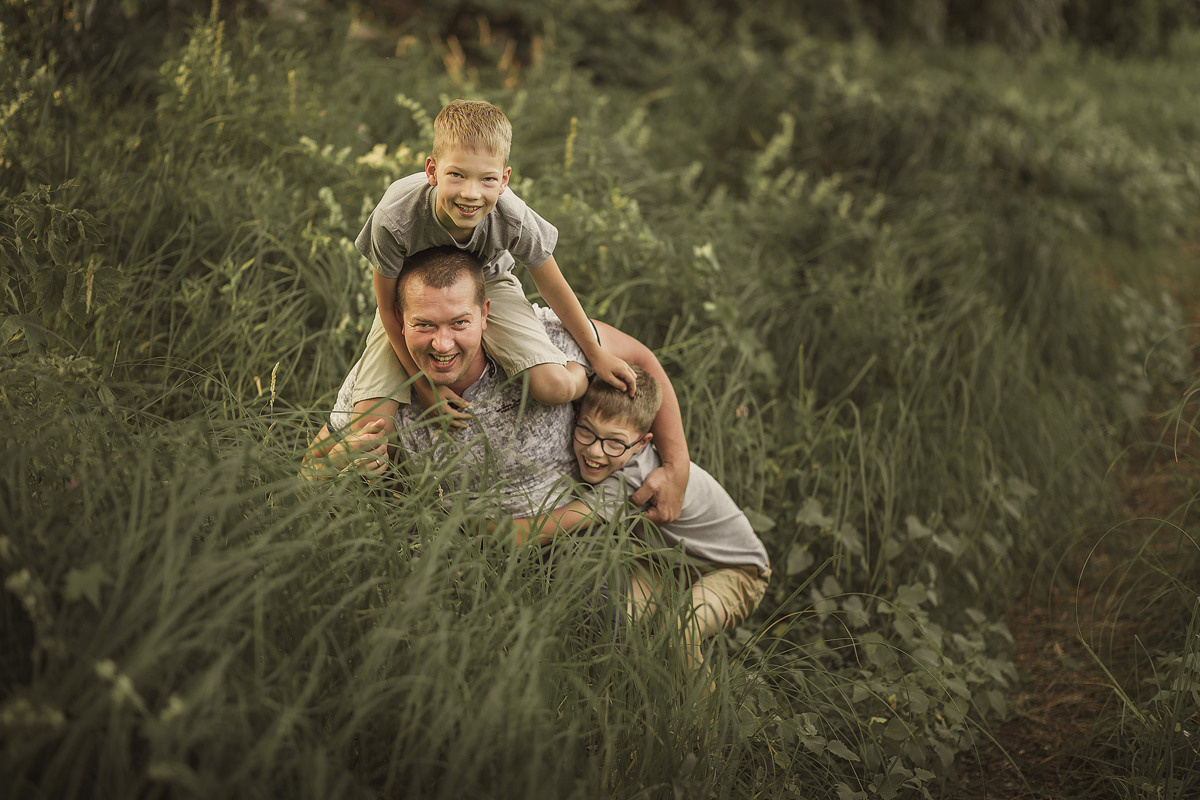 Тарас и Алеся. Вечерняя прогулка. Семейный, детский, свадебный фотограф по всей РБ Валера Михневич