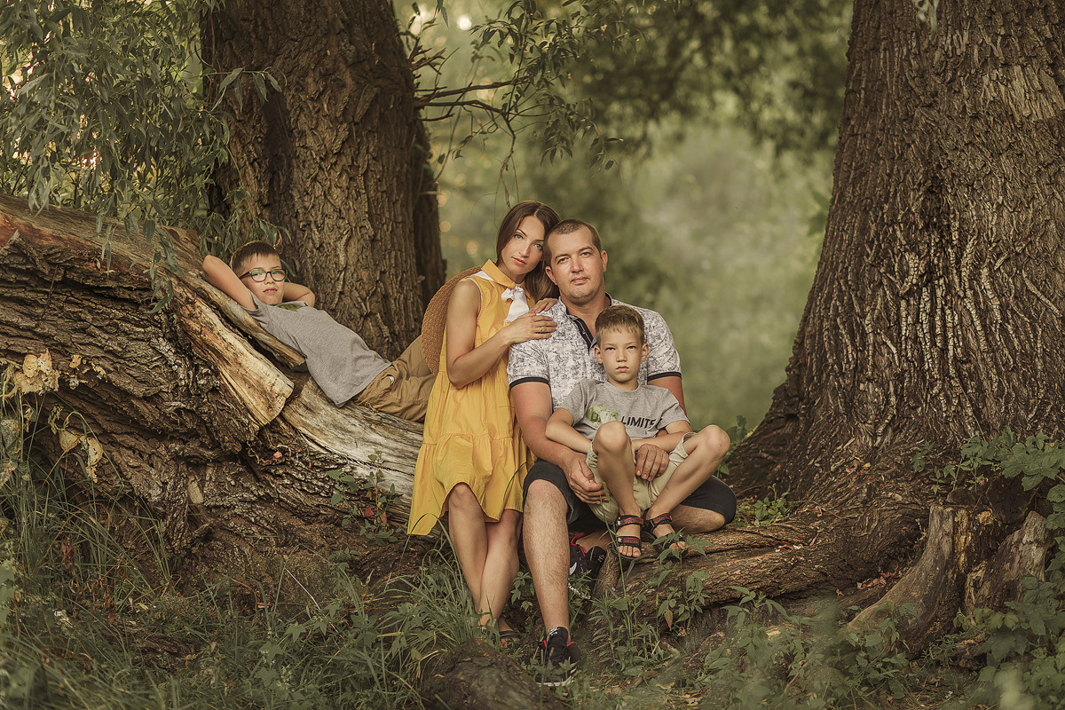 Тарас и Алеся. Вечерняя прогулка. Семейный, детский, свадебный фотограф по всей РБ Валера Михневич