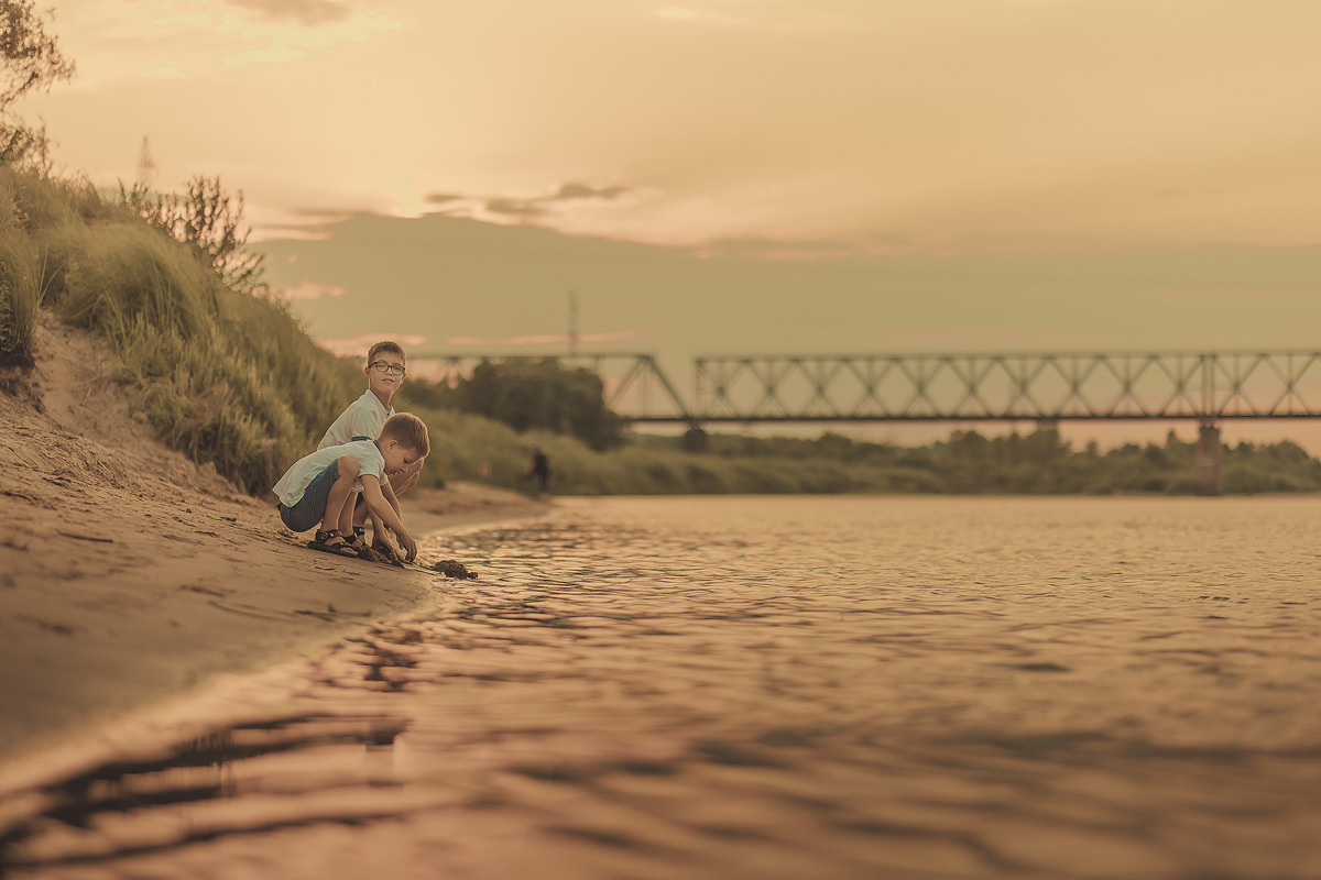 Тарас и Алеся. Вечерняя прогулка. Семейный, детский, свадебный фотограф по всей РБ Валера Михневич
