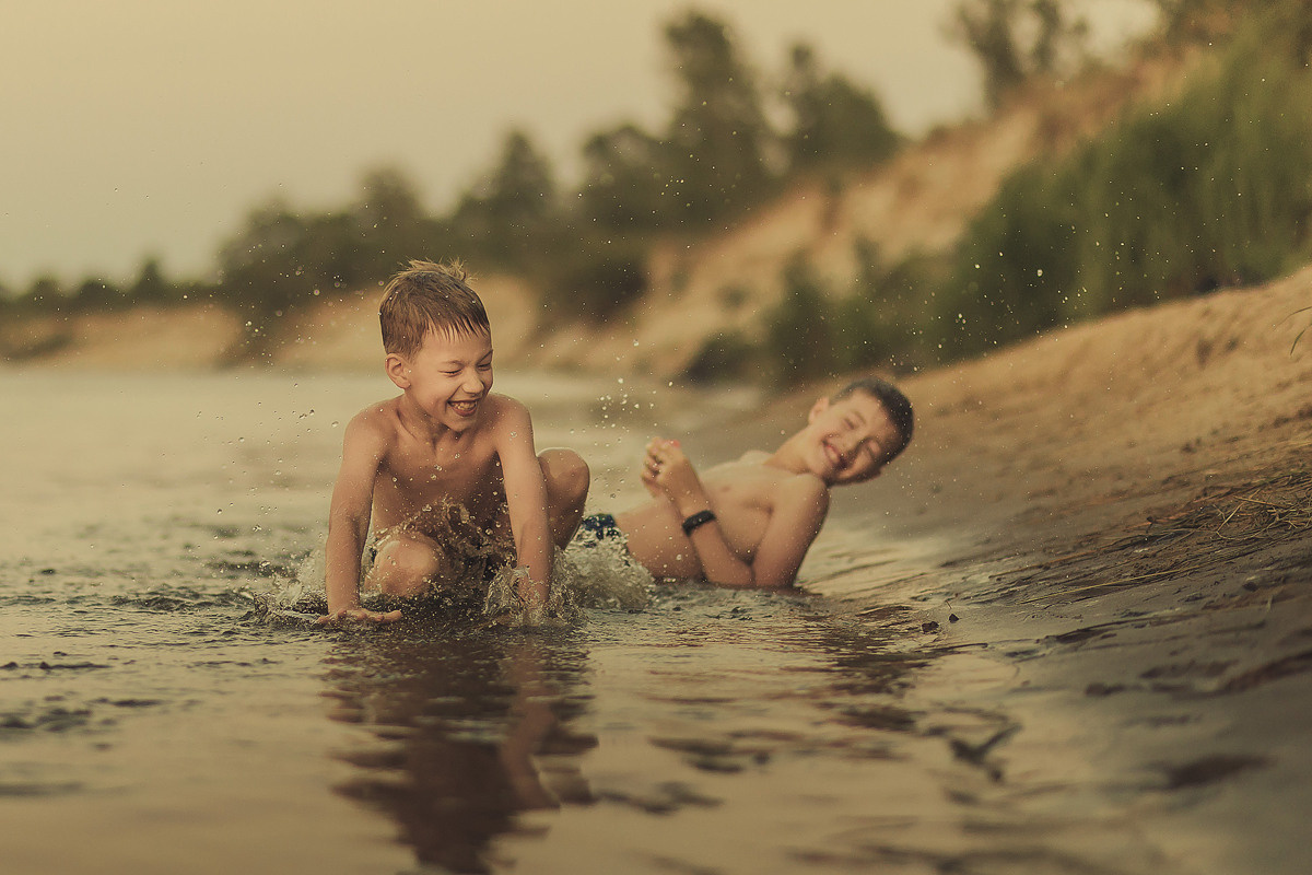 Тарас и Алеся. Вечерняя прогулка. Семейный, детский, свадебный фотограф по всей РБ Валера Михневич
