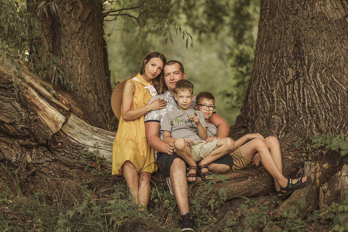 Тарас и Алеся. Вечерняя прогулка. Семейный, детский, свадебный фотограф по всей РБ Валера Михневич