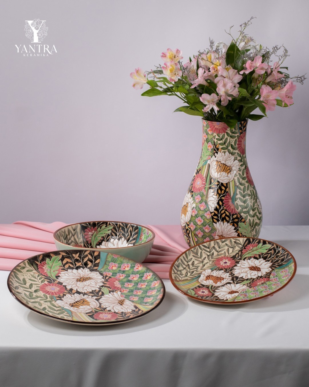 Yantra Keramika. Janie valde |photographer & visual artist