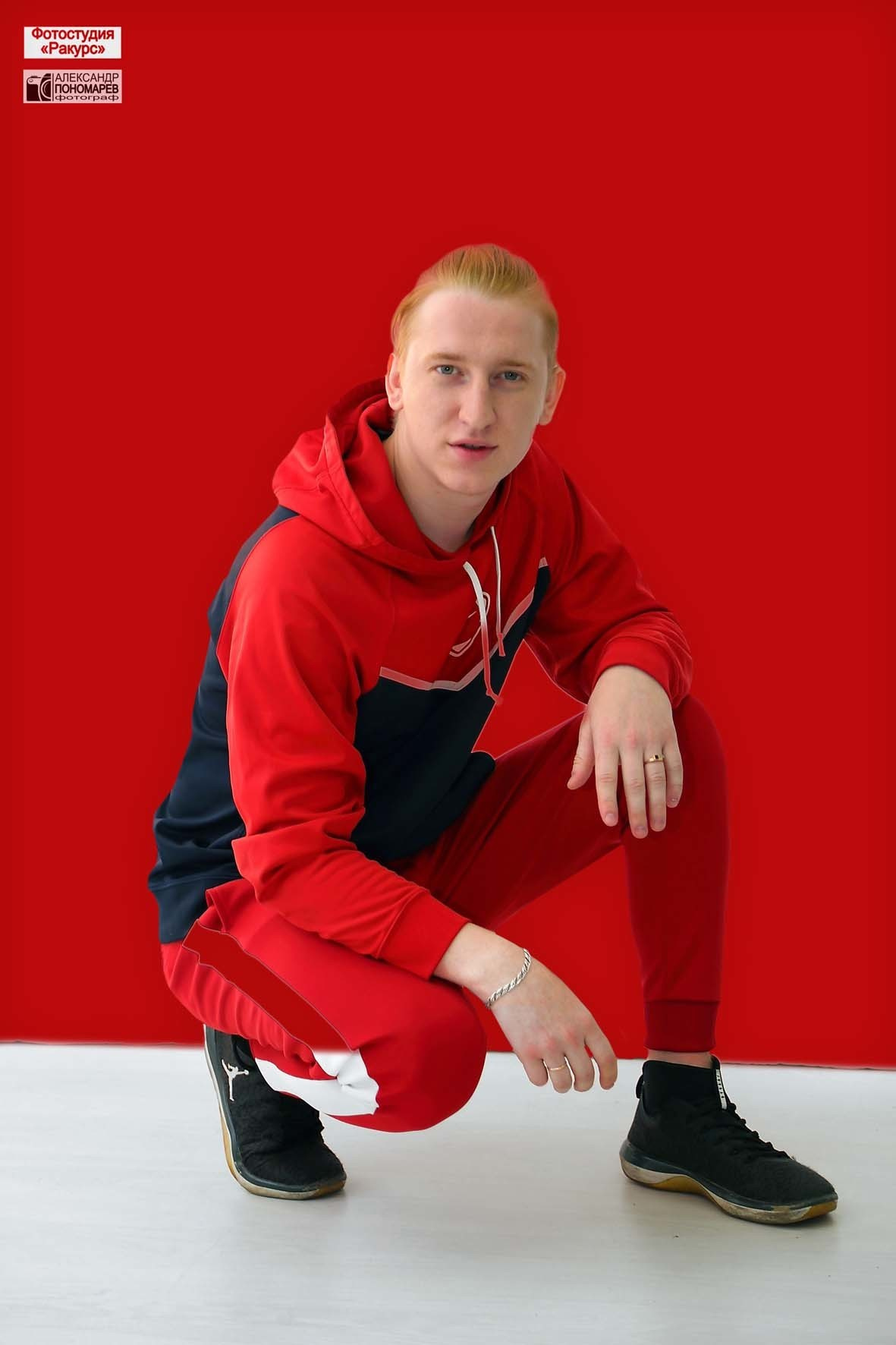 Группа. Фотосалон «Ракурс» в Курске