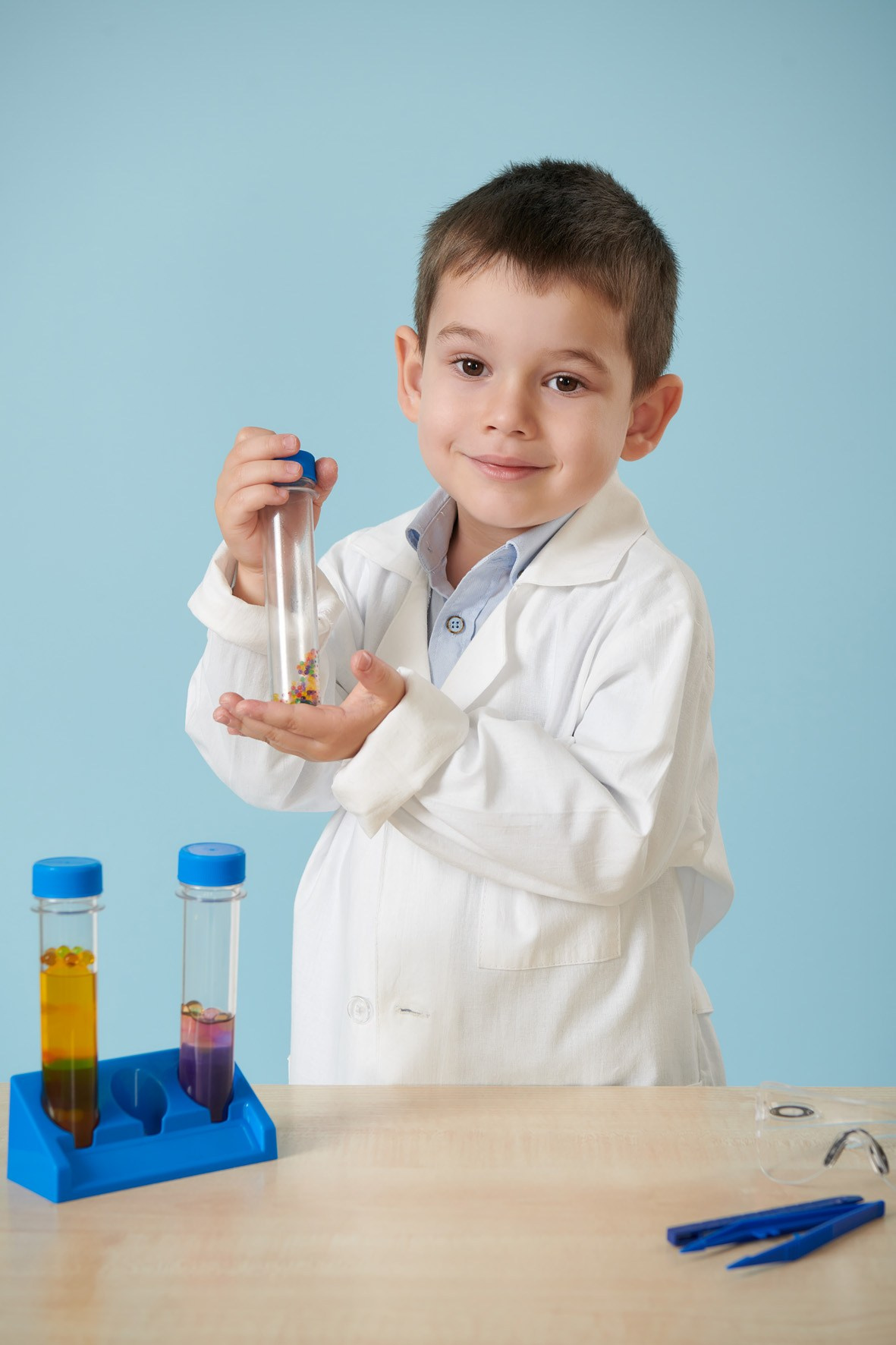 Лаборатория Чудес. Выпускные альбомы для детского сада, школы — Москва и область | Апрель Фото