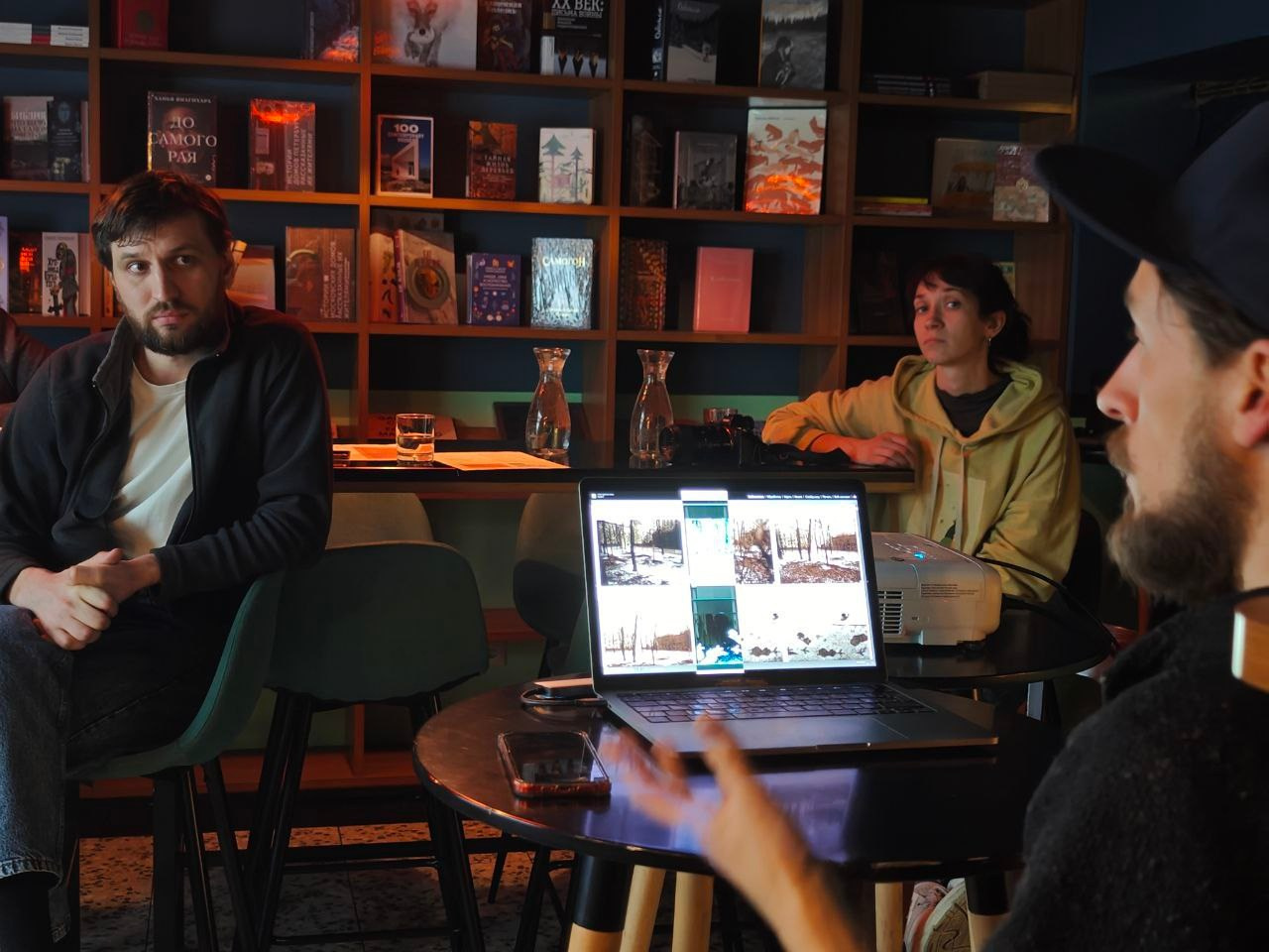 04.03.2025 // разбор фотографий с фотопрогулки. Фотовыставки serebro.gallery, в которых автором можешь стать ты! | Москва