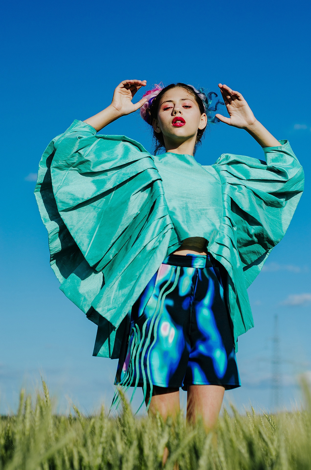 12 июня 2021 | Показ Crimean Fashion Week шалфейном поле. Фотограф Антон Катунин | Симферополь