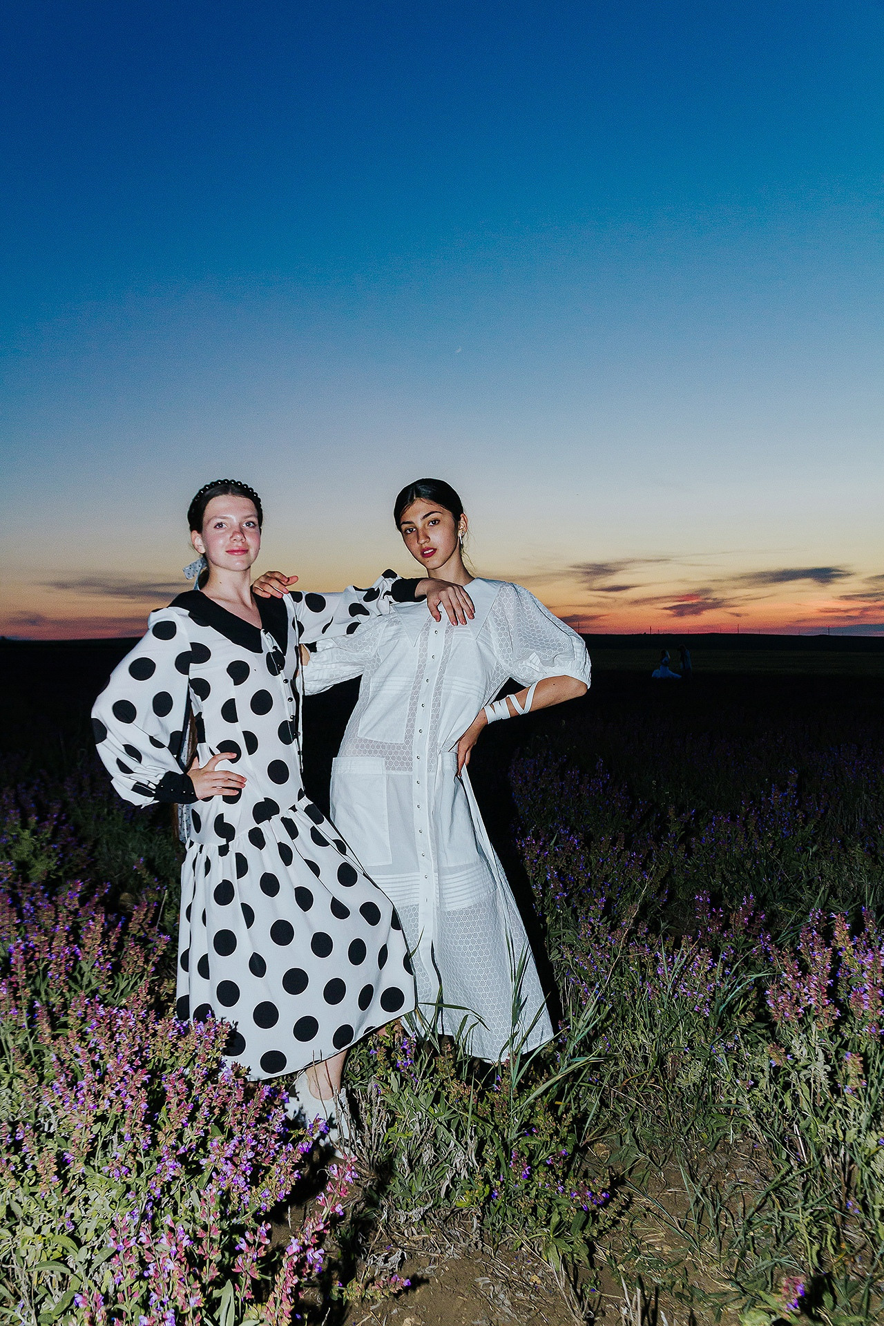 12 июня 2021 | Показ Crimean Fashion Week шалфейном поле. Фотограф Антон Катунин | Симферополь