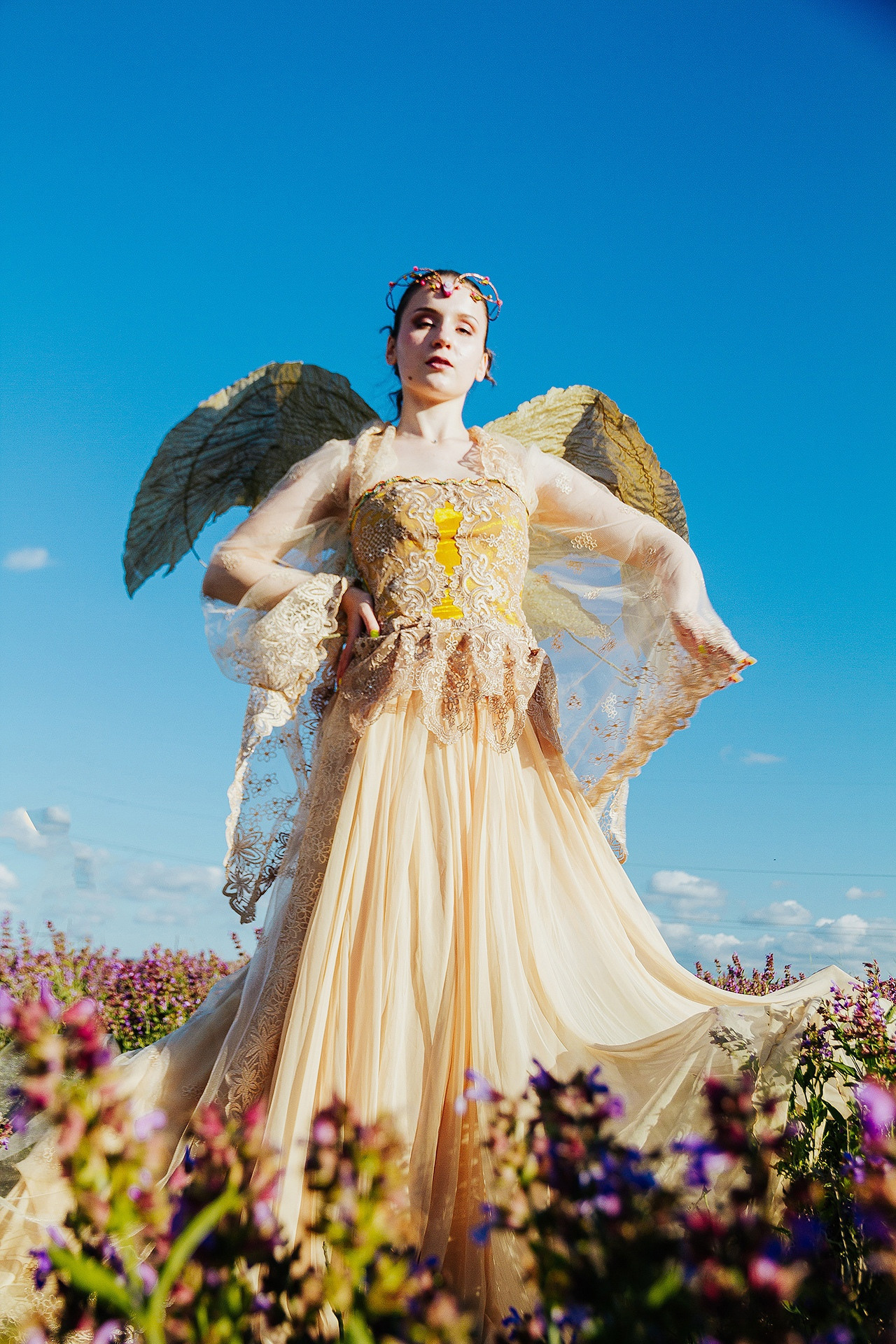 12 июня 2021 | Показ Crimean Fashion Week шалфейном поле. Фотограф Антон Катунин | Симферополь