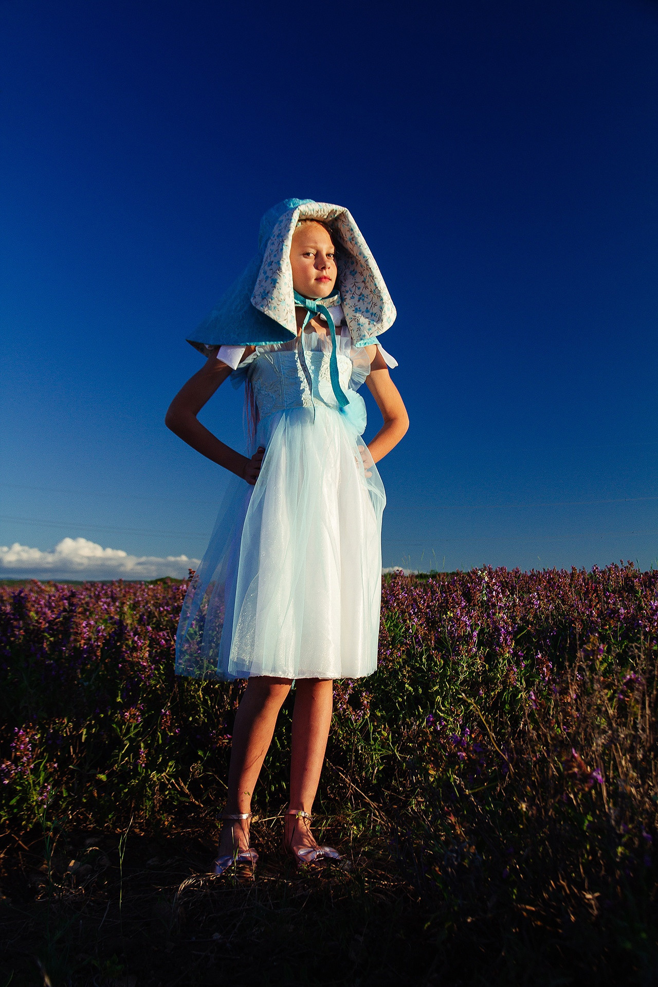 12 июня 2021 | Показ Crimean Fashion Week шалфейном поле. Фотограф Антон Катунин | Симферополь