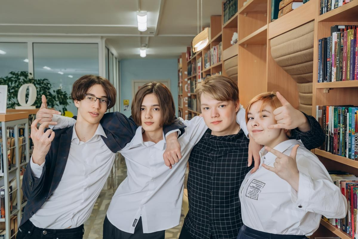 11 класс. КЛАСС | Выпускные альбомы в Нижневартовске