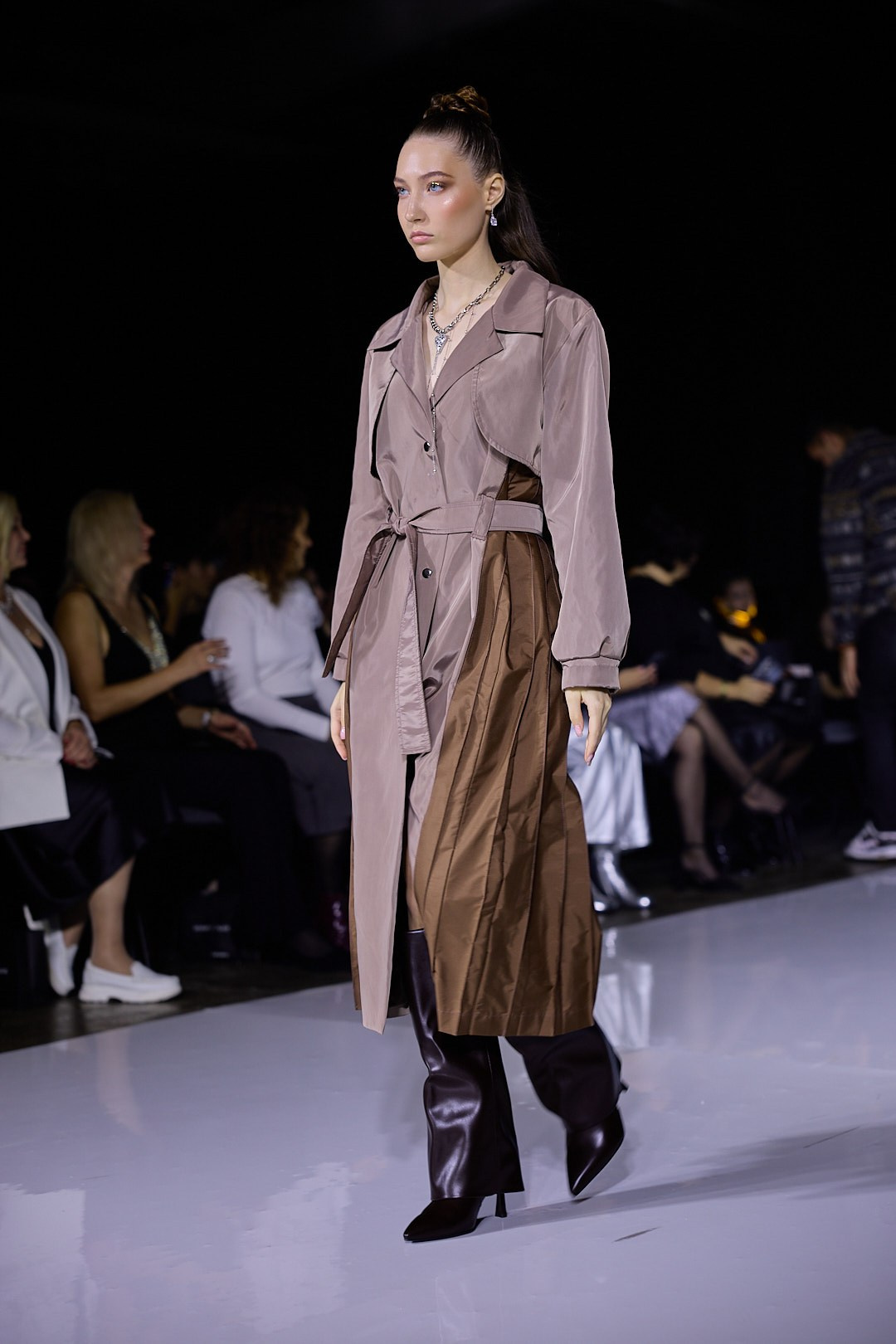 Q&J Fashion Fest 2025. Репортажный фотограф в Иркутске — Ярослав Ковалёв