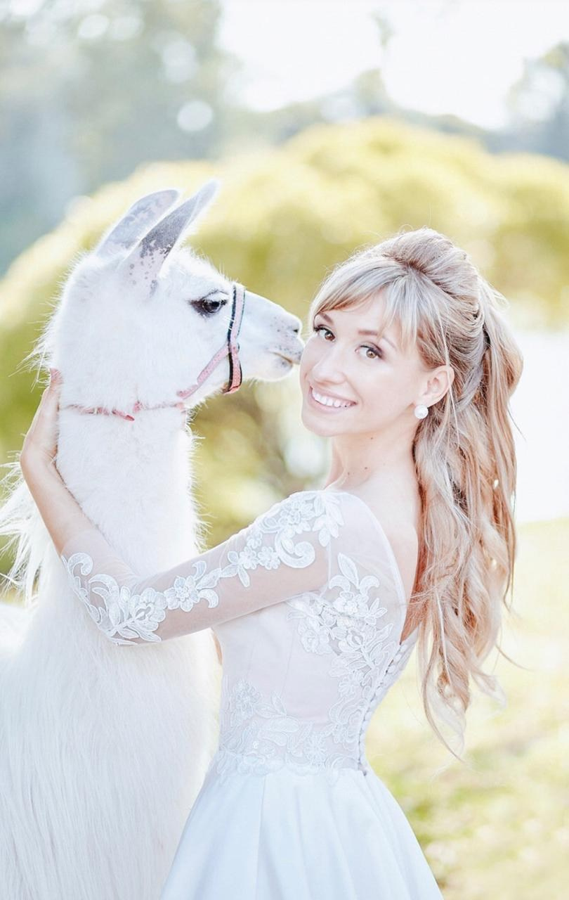 Шоу с Ламой. Подрядчики и друзья сети свадебных площадок House for wedding