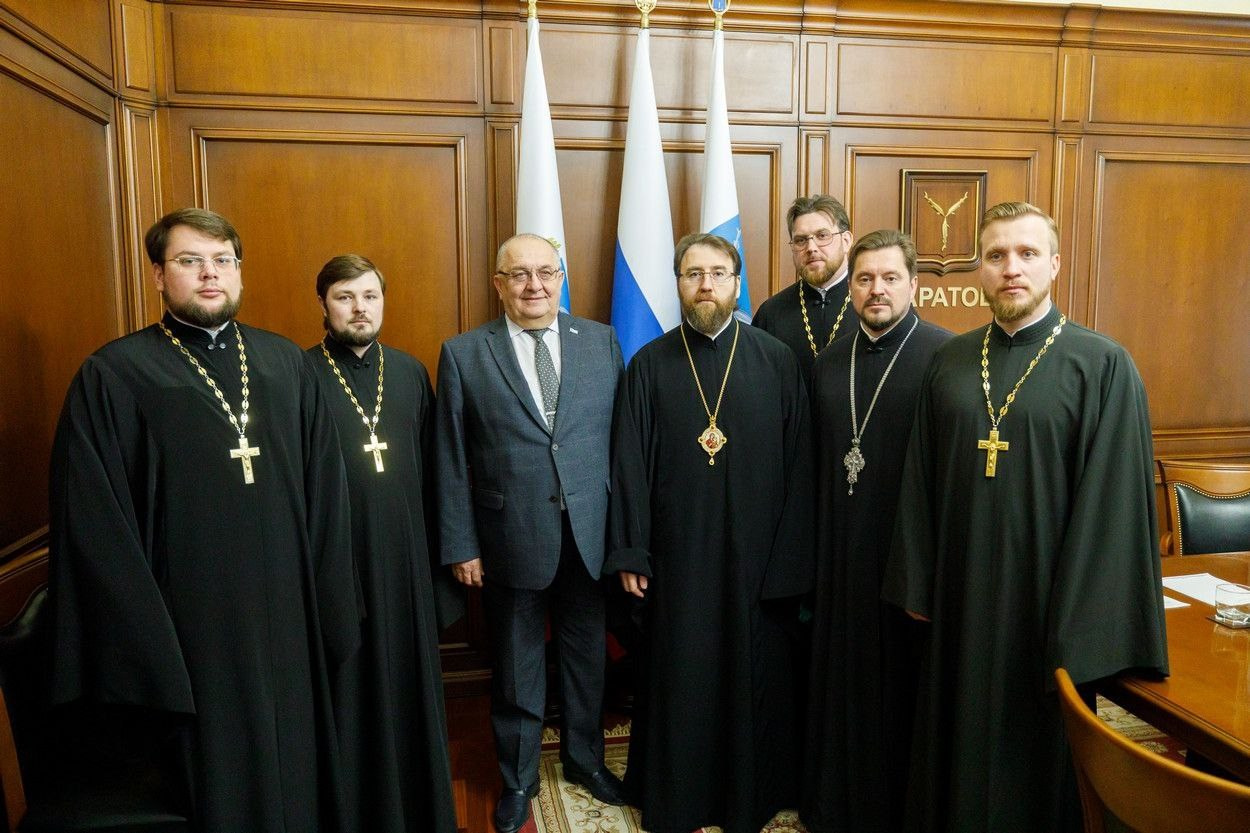 МИТРОПОЛИТ ИГНАТИЙ ПОЗДРАВИЛ С ИЗБРАНИЕМ НОВОГО ГЛАВУ ГОРОДА САРАТОВА. Саратовское Северо-Западное благочиние