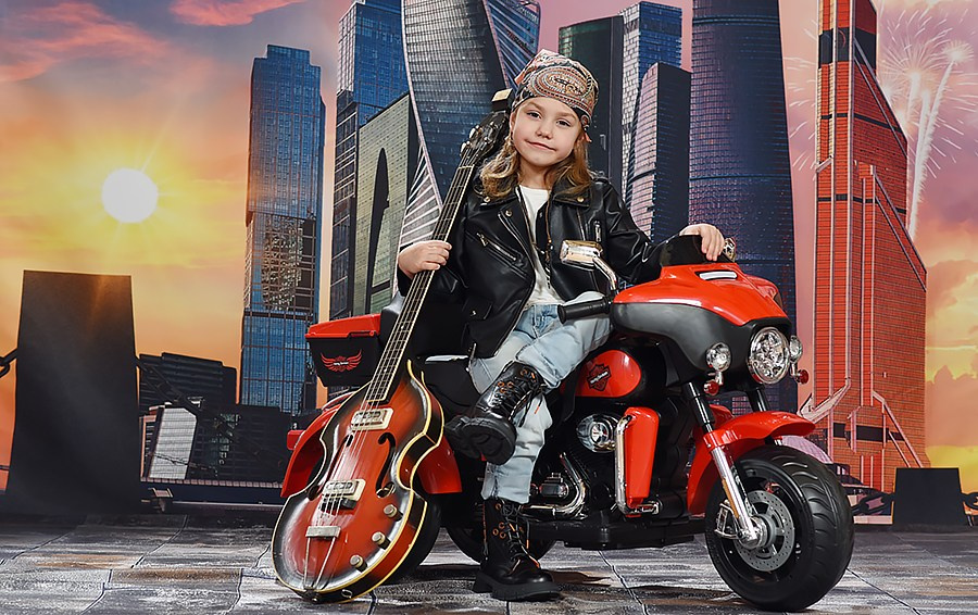 Байкер/ Детский сад. Фотовидеомейкер Виктор Павленко