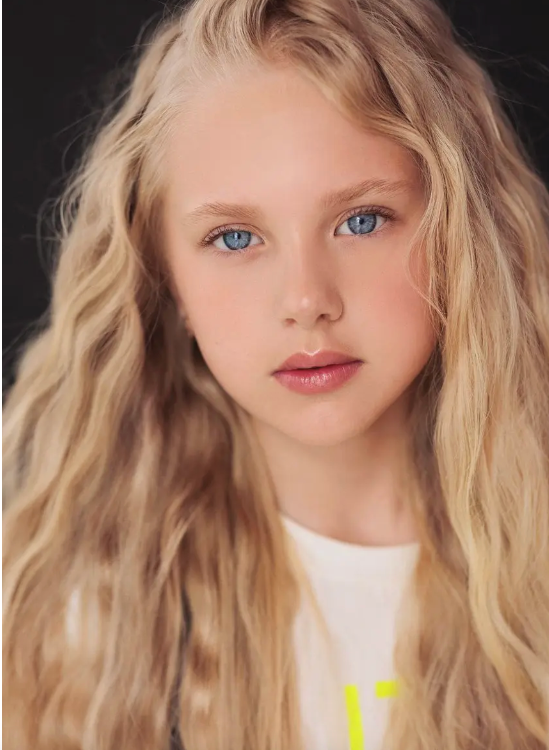 Ксюша Б. KED Production — продакшн из СПб. Создаём фото, видео и контент, который помогает брендам и селлерам продавать больше