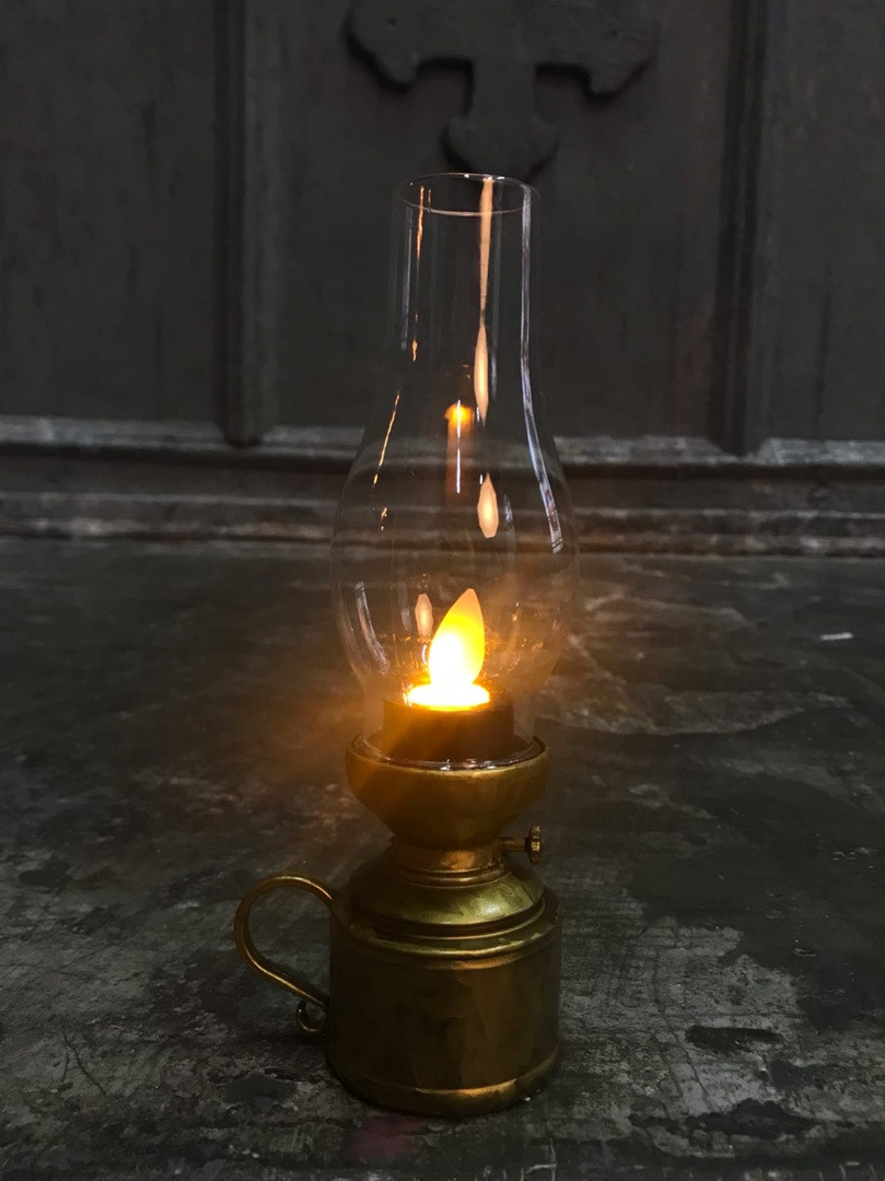 Лампа мерцающая, 100 р.