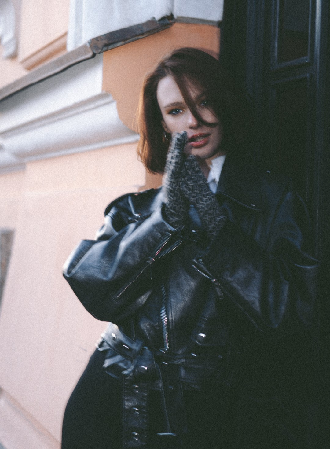 Street Yanita. Юлия Астра: Фотограф в Санкт-Петербурге. Снимаю женские портреты, уличные съёмки в Петербурге и людей с их собаками
