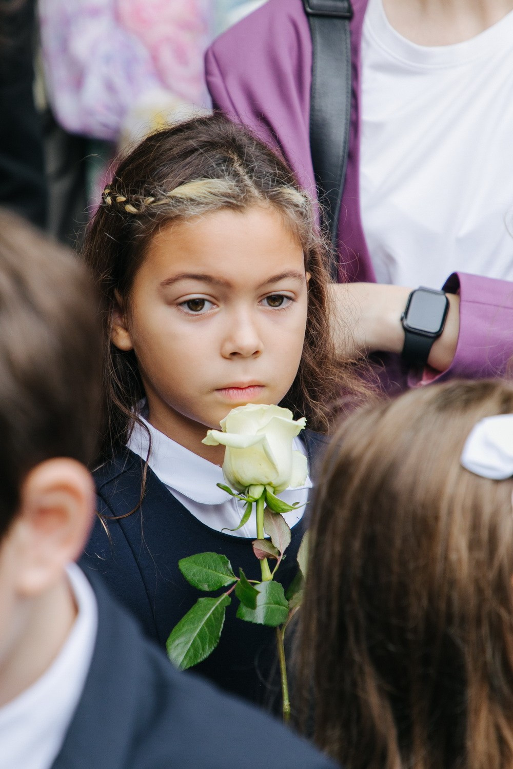 Школьники 1 сентября, линейка. Фотограф крещение венчание в Петербурге! Помогает подобрать храм и посоветовал душевного батюшку в СПб