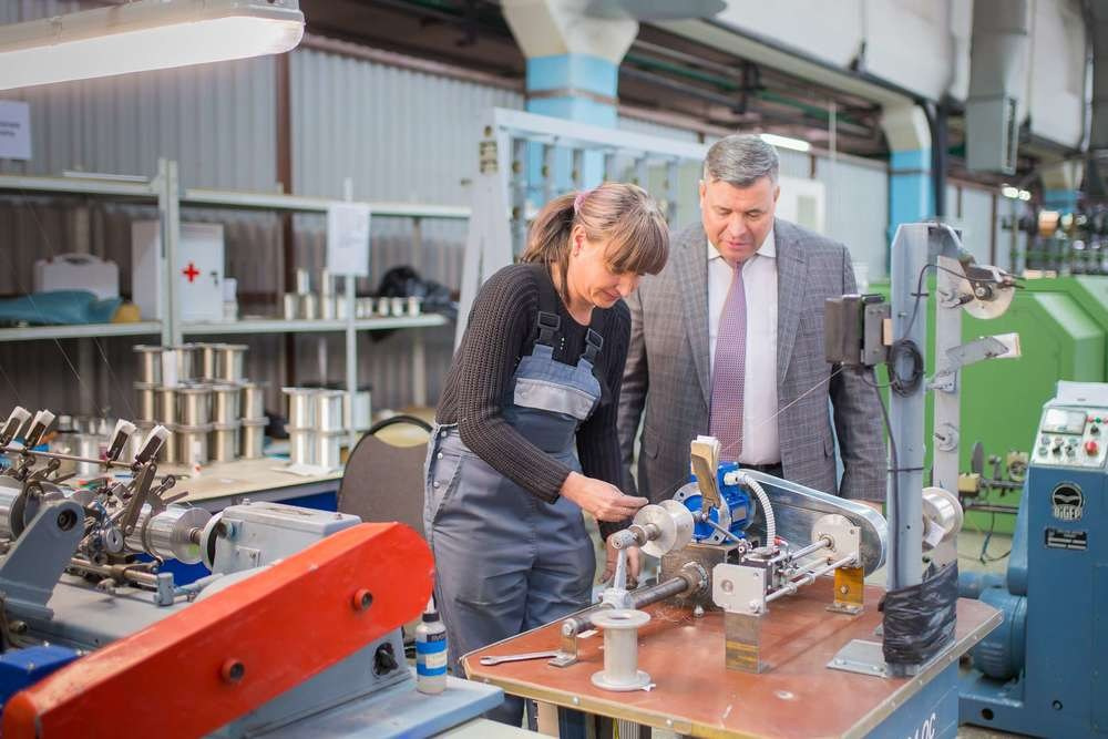 Рекламная съемка для производства | Снимки, которые подчеркивают вашу силу и надежность