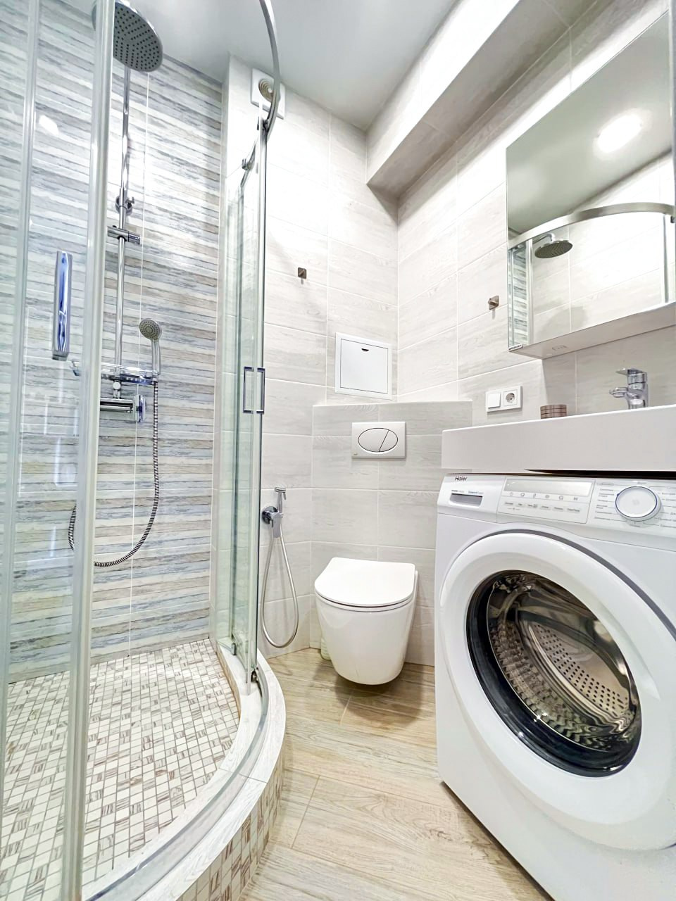 Шикарная квартира в центральном Сочи, рядом с морем!. Квартиры посуточно, длительно в Сочи, LARA APART GROUP