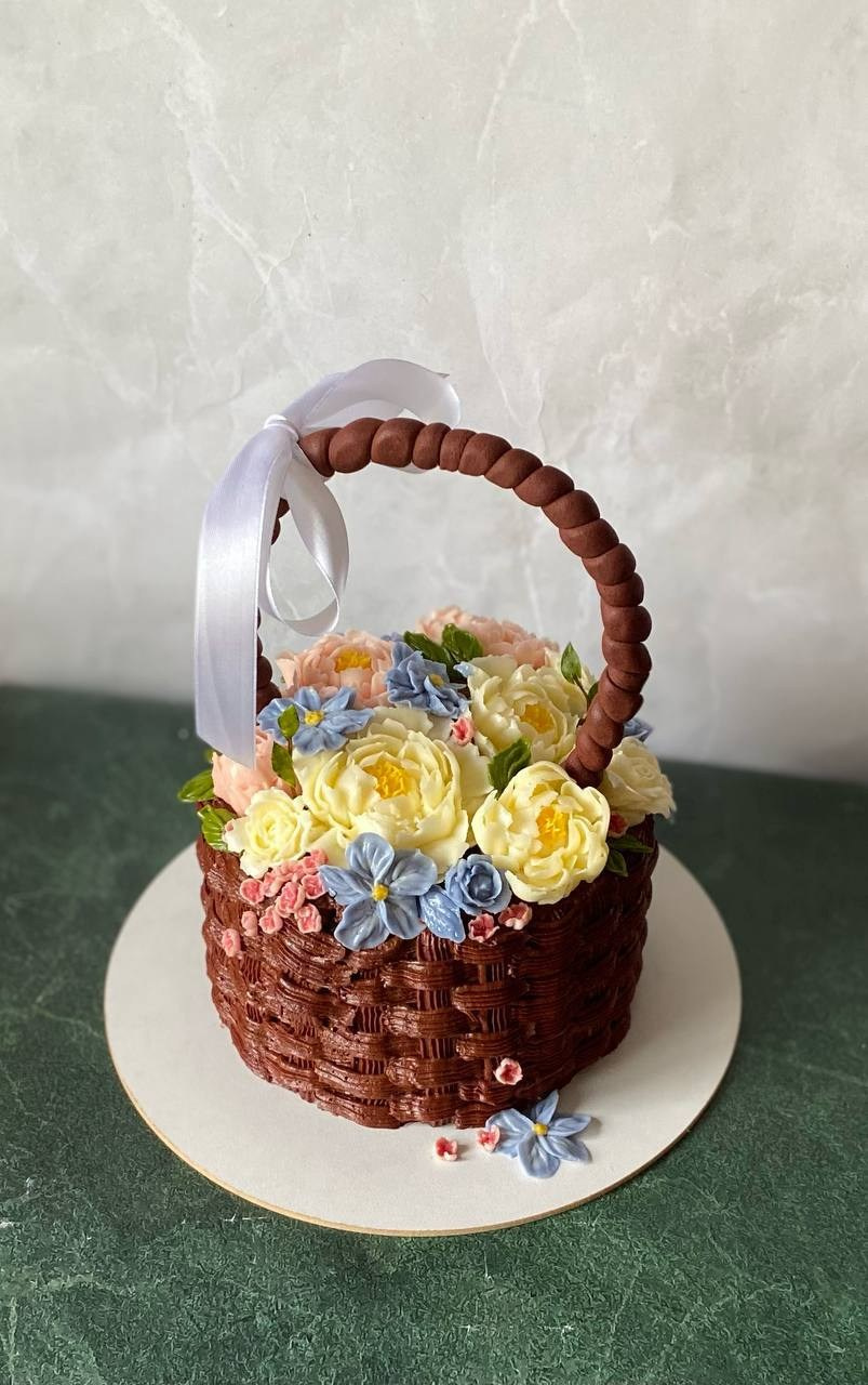 Работы учениц. Аникина Юлия / Кремовая флористика в корейской технике