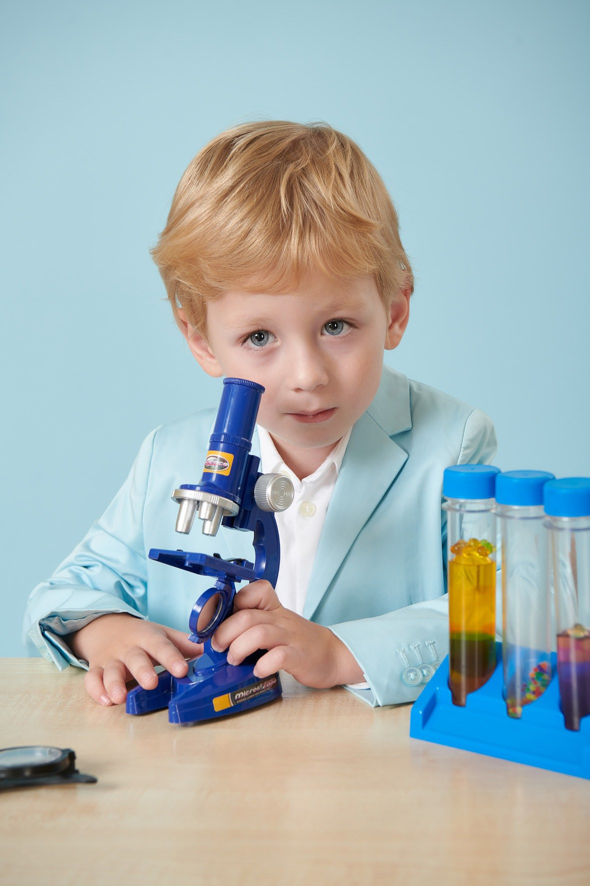 Лаборатория Чудес. Выпускные альбомы для детского сада, школы — Москва и область | Апрель Фото